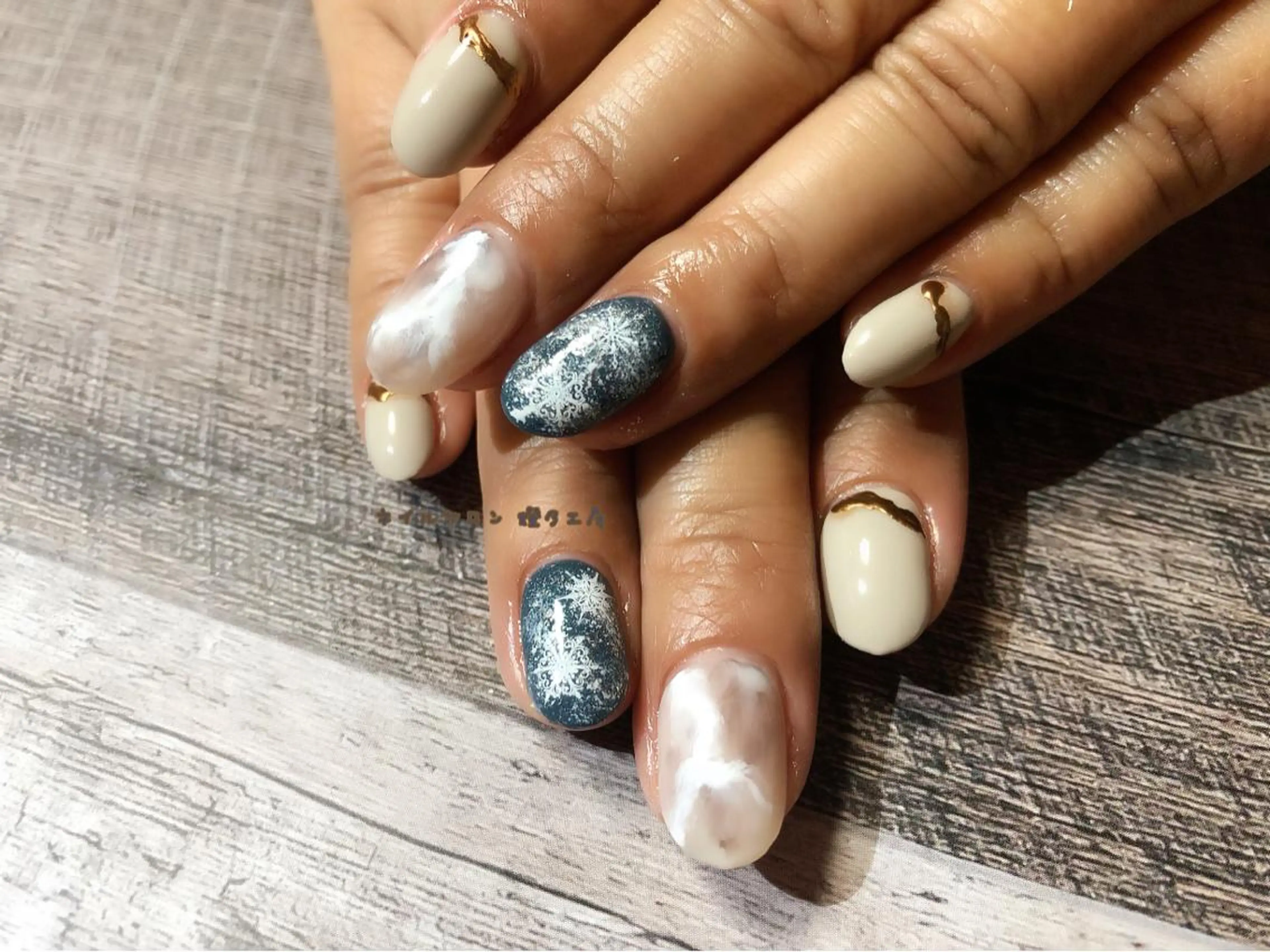 ネイル 伊藤 美里のネイルデザイン