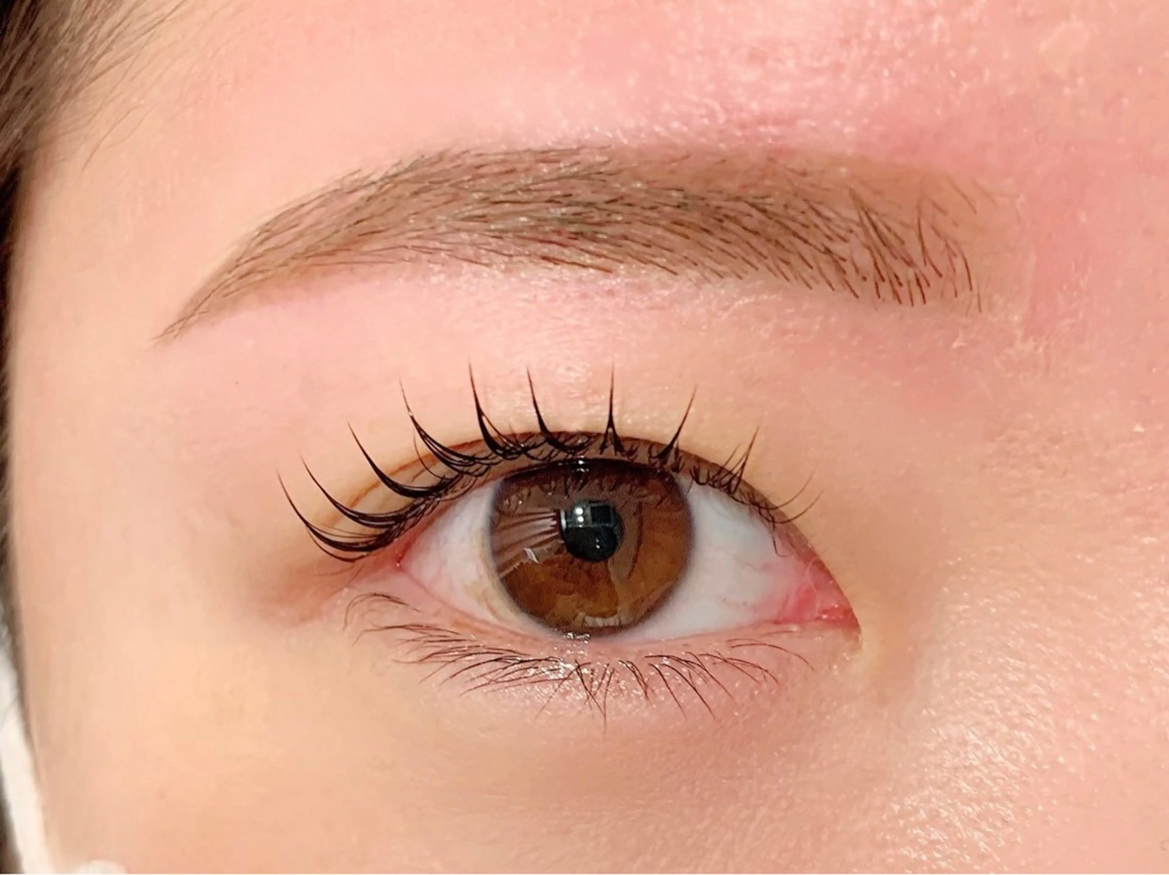 アイブロウ UGATA KANNAのマツエク・マツパデザイン