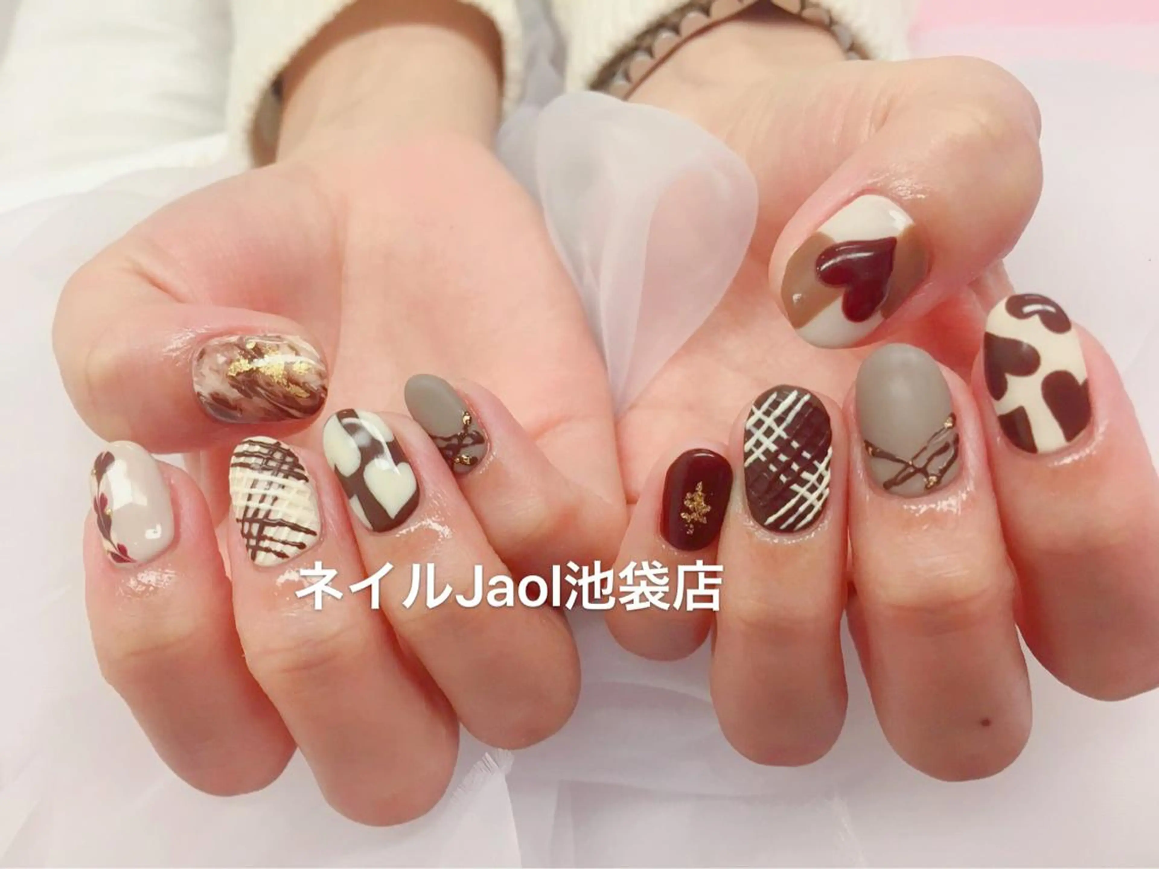 ミディアム ネイルJaol 池袋のネイルデザイン