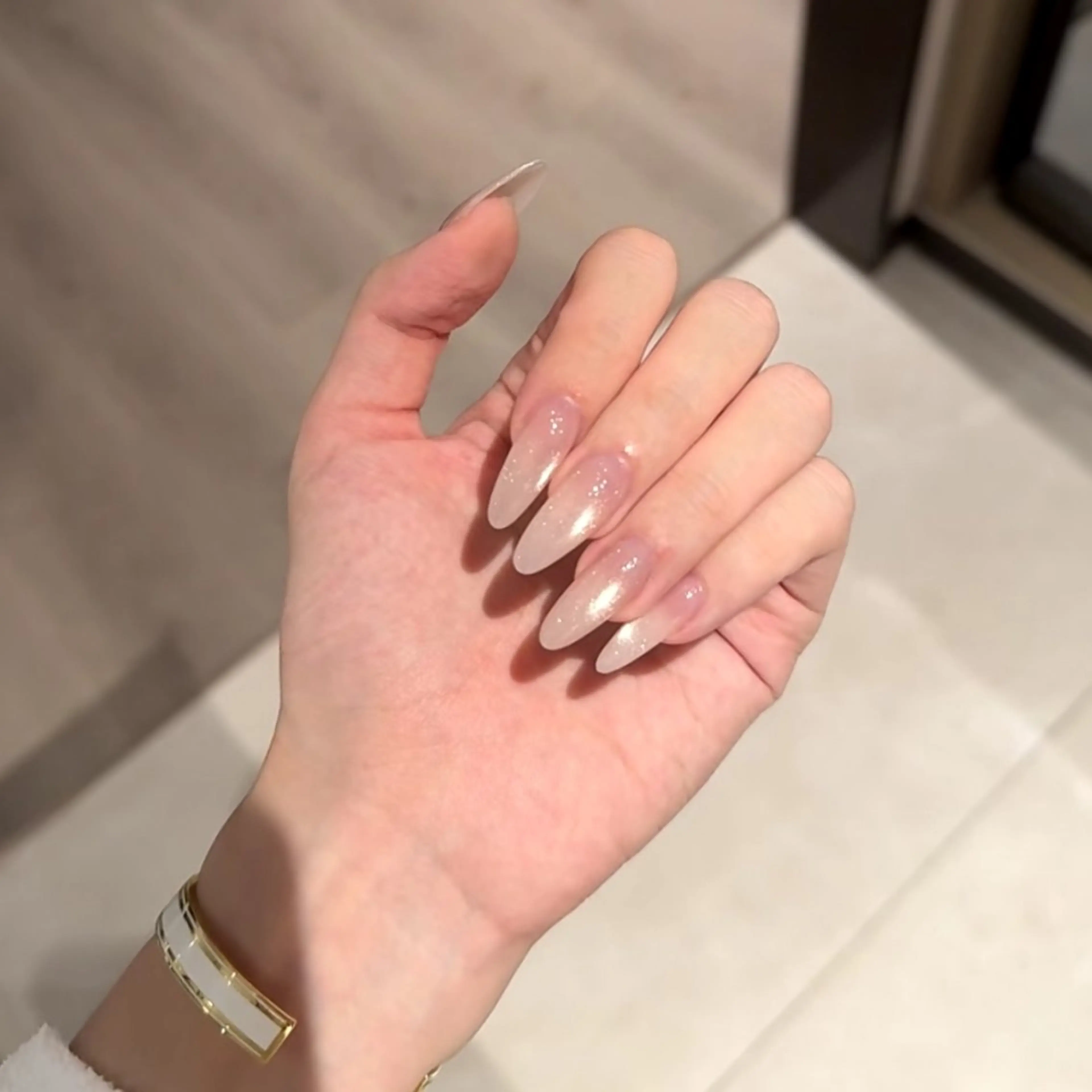 ネイル フレンチネイル ジェルネイル マグネットネイル マグネットフレンチ ニュアンスネイル ハンドネイル Lumière Nail 新大久保のネイルデザイン