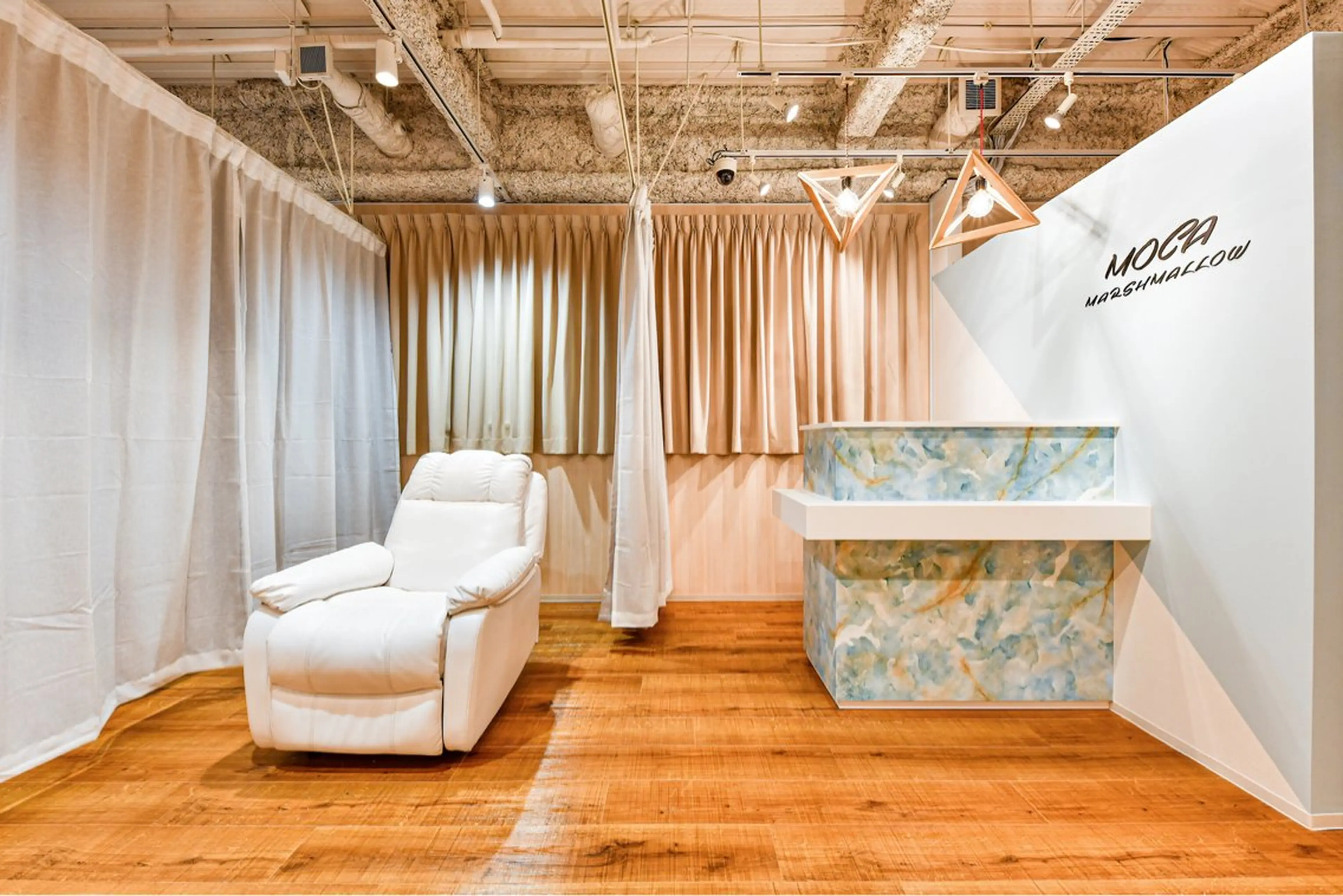 モカ マシュマロのマツエク・マツパデザイン