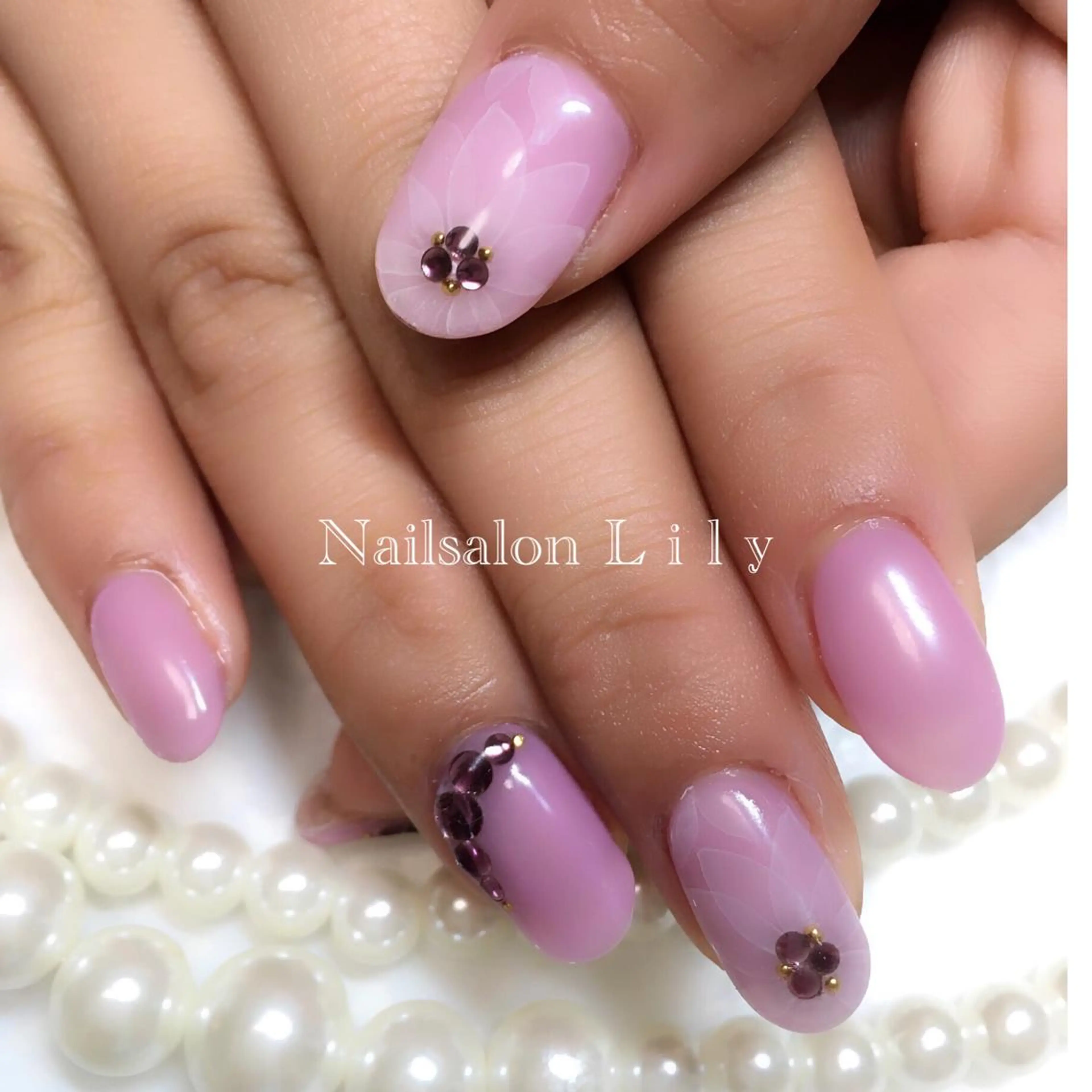 ネイル グラデーション パープル Lily*nail 🌻Mii🌻のネイルデザイン
