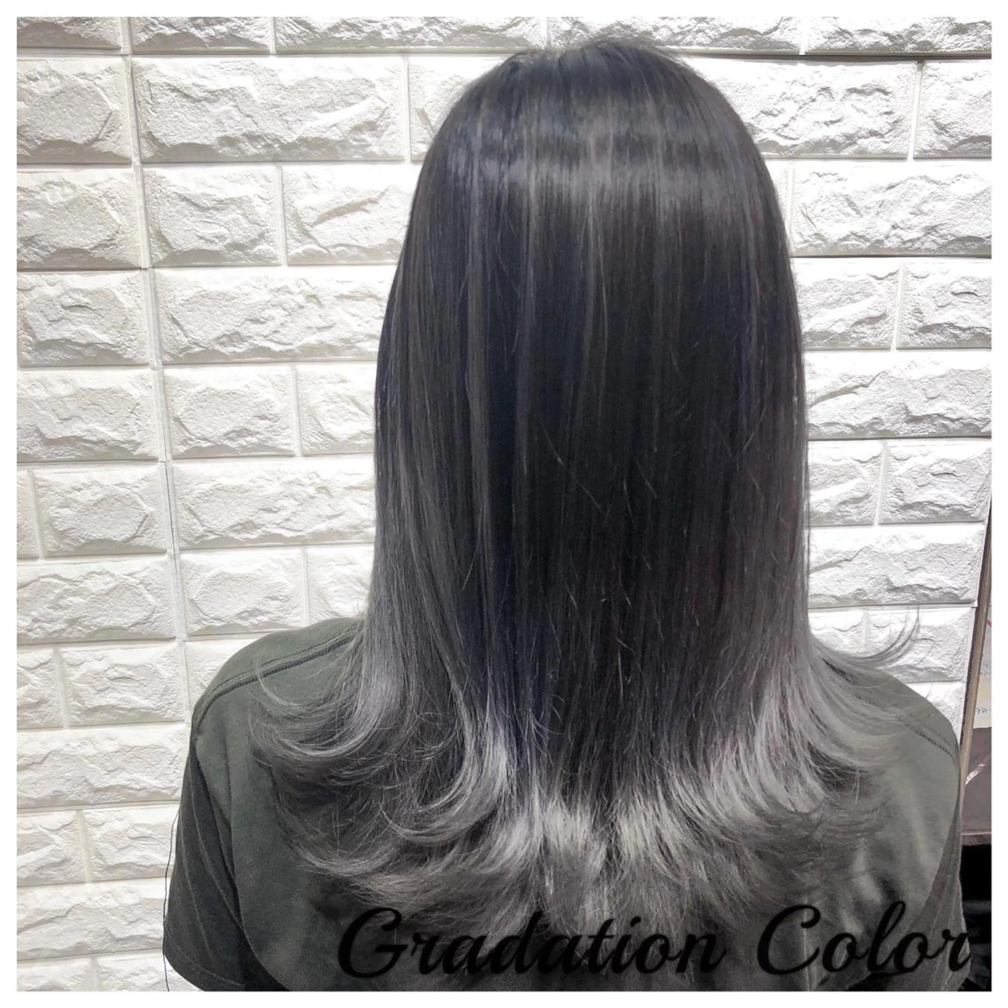 セミロング カラー yuuka🌻 ハイライト/艶カラーのヘアスタイル