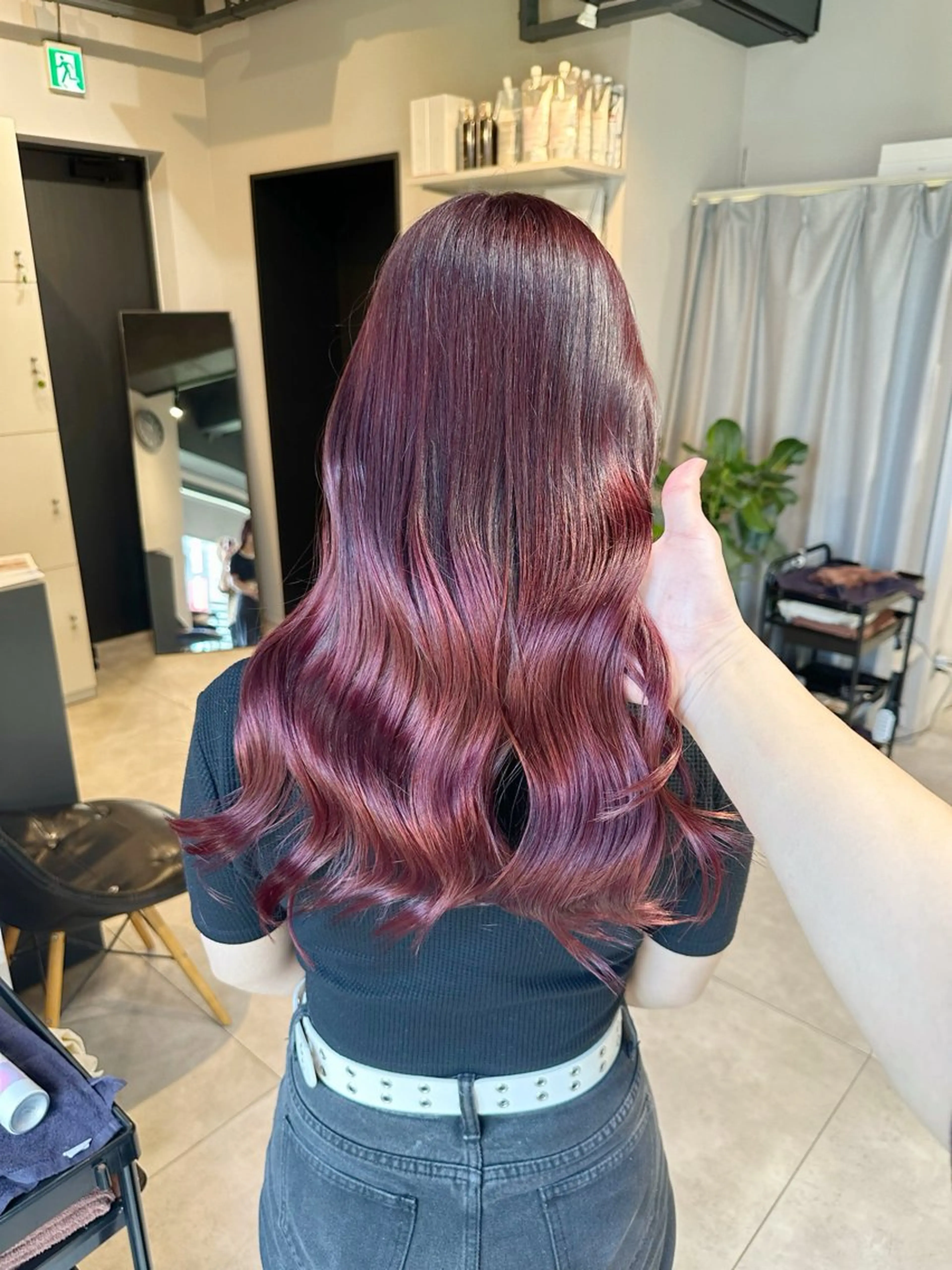 ロング カラー ボルドーカラー 髪質改善 カット ヘアカラー KURO/韓国ヘア /レイヤーカットのヘアスタイル