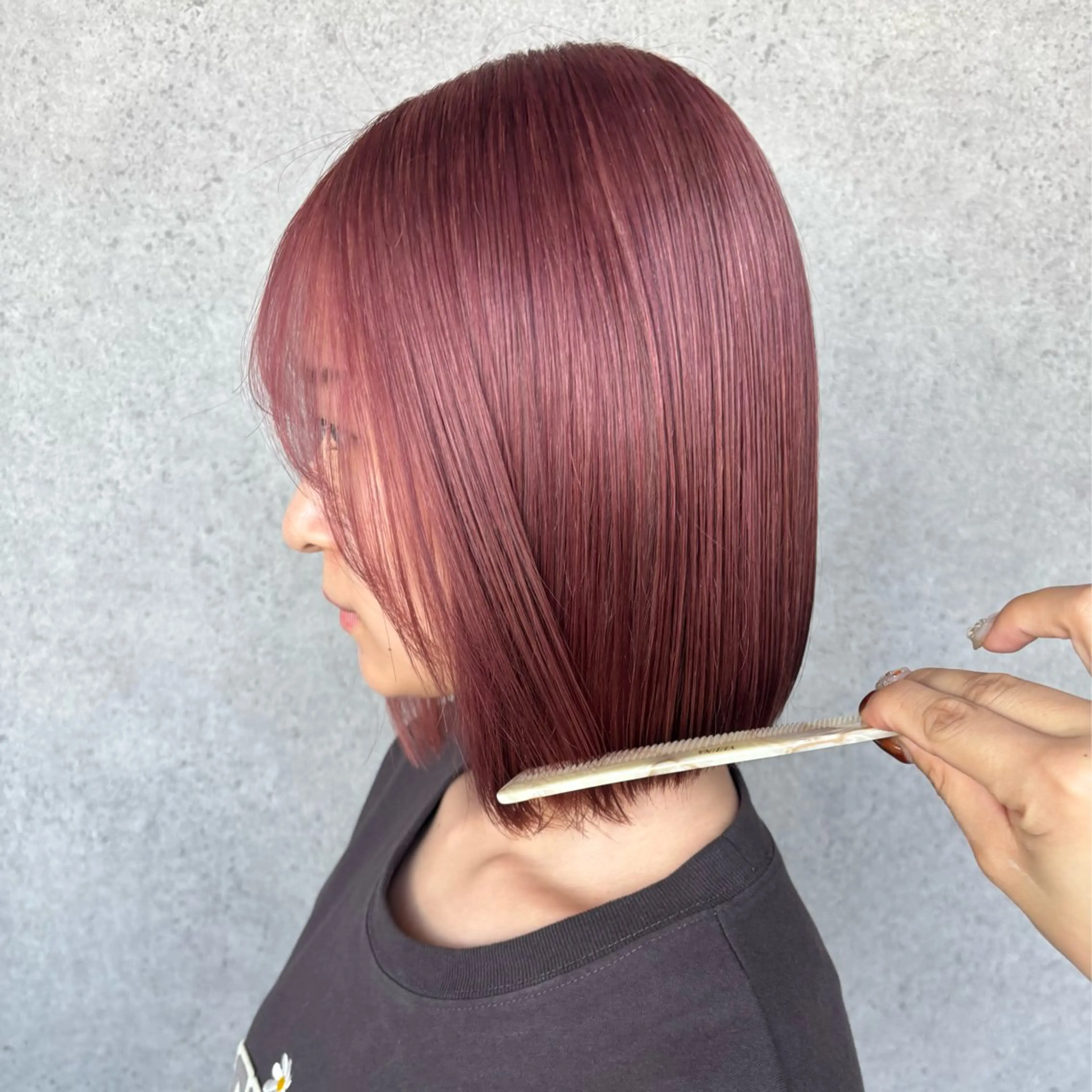 ショート カラー ラベンダーカラー ラベンダーピンク ピンクカラー ボブ カット ヘアカラー トリートメント 加藤 結奈のヘアスタイル