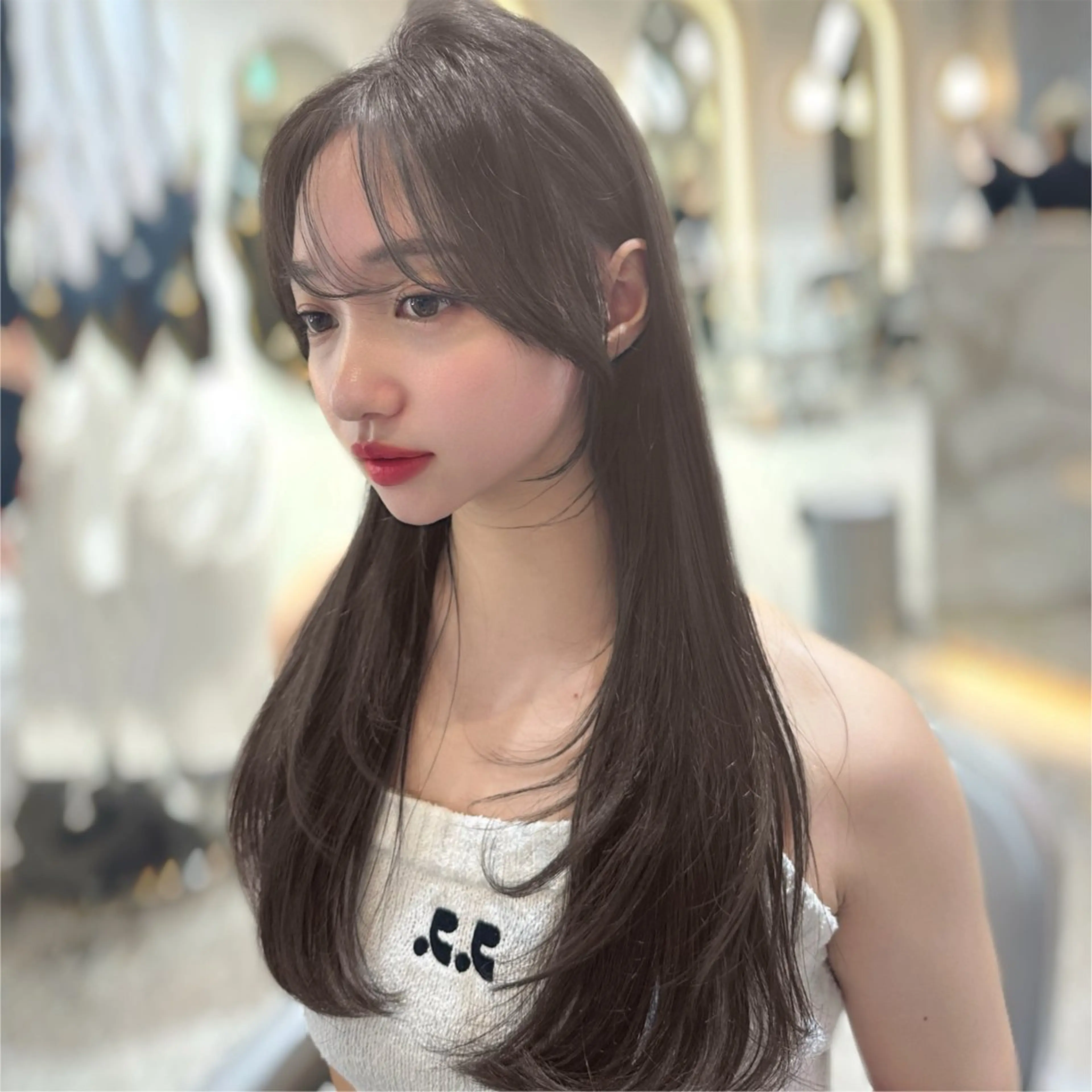 セミロング カラー 新宿/韓国風レイヤー 髪質改善/渋谷直樹のヘアスタイル