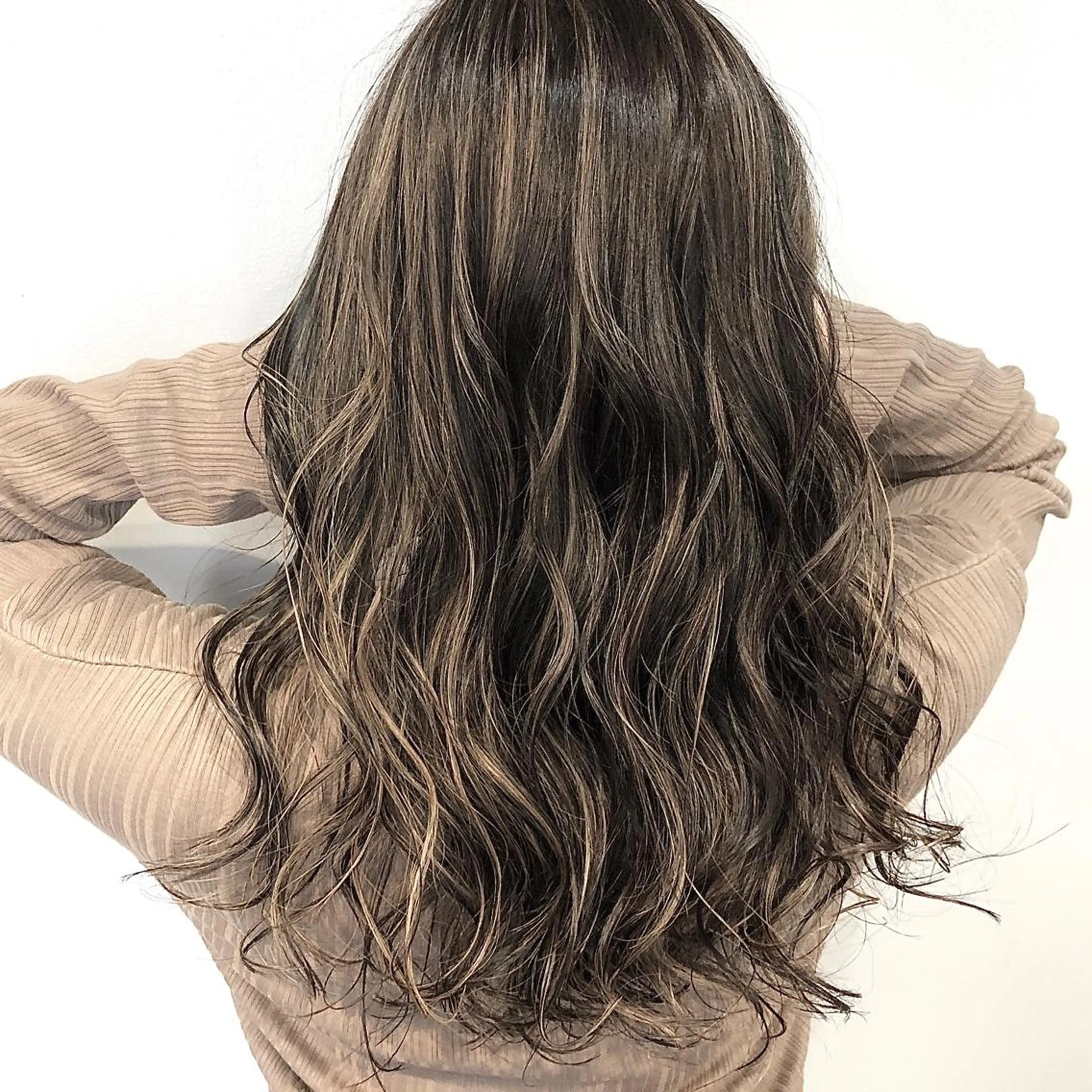 ロング カラー ハイライトカラー ハイライト MiL所属・✨ハイトーン✨ 濱田知孝のヘアスタイル