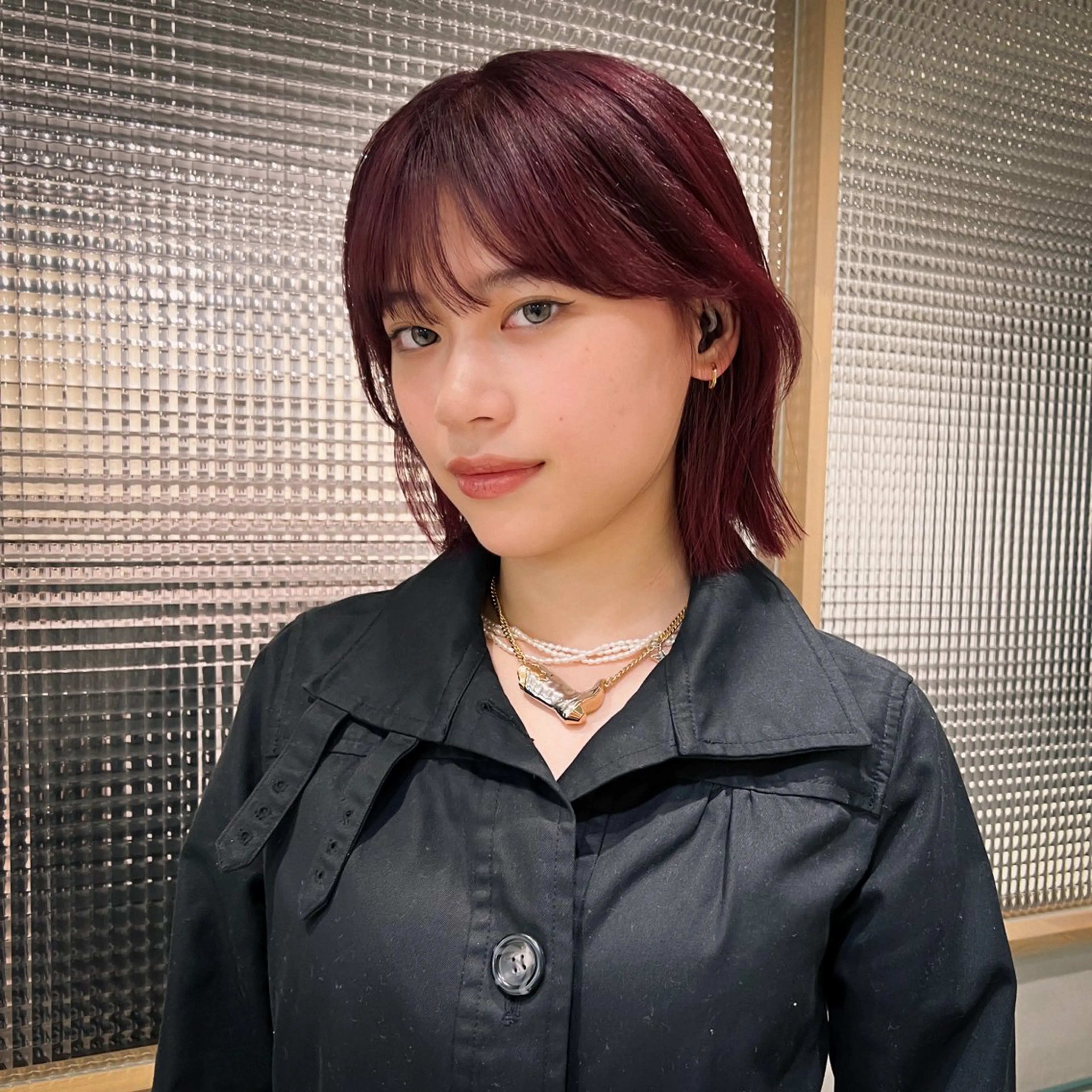 ロング カラー ボルドーカラー トリートメント 小島 詩織のヘアスタイル