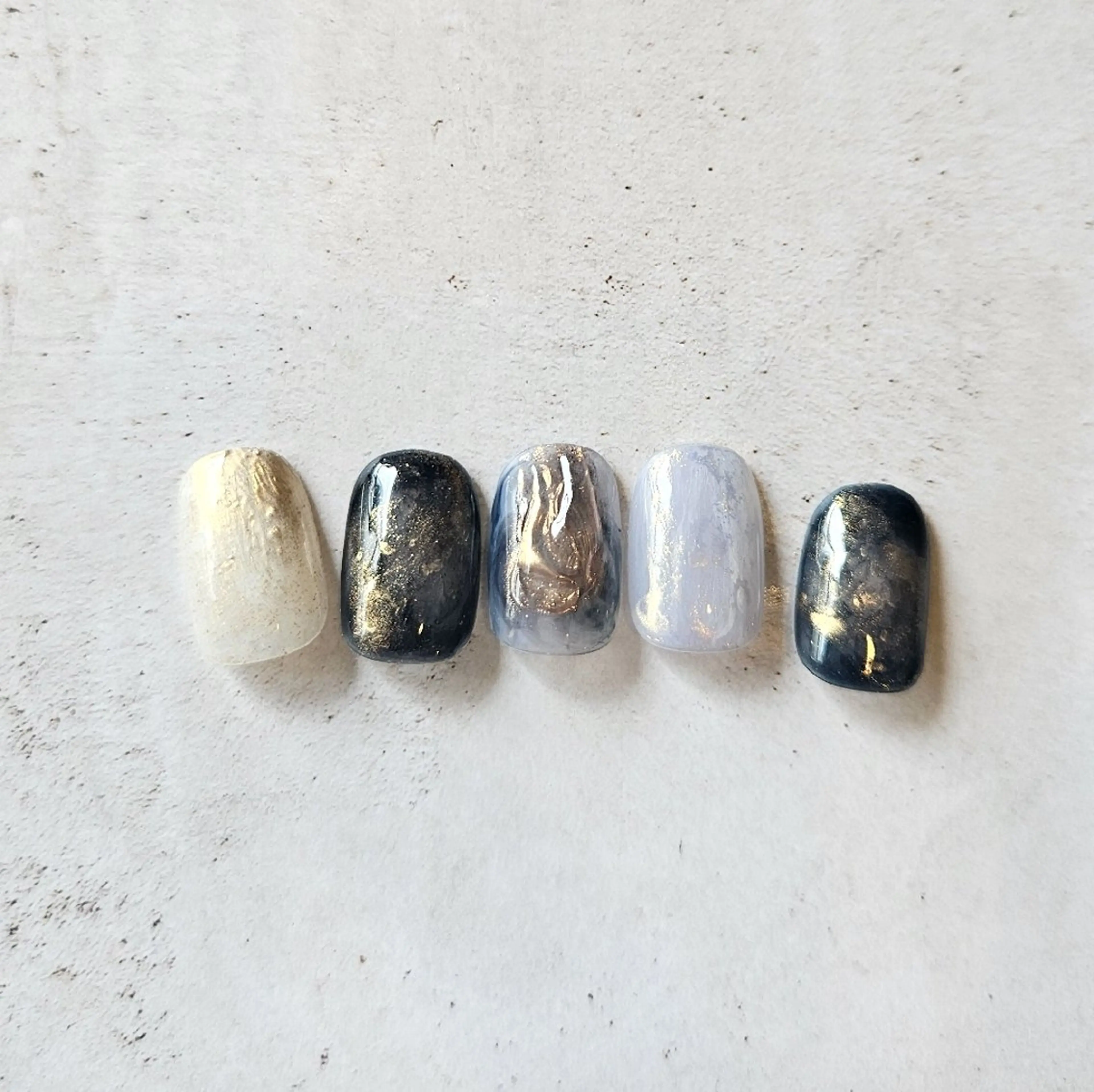 ネイル ジェルネイル ニュアンスネイル パラジェル バレンタイン 冬ネイル ハンドネイル Nailsalon manoのネイルデザイン