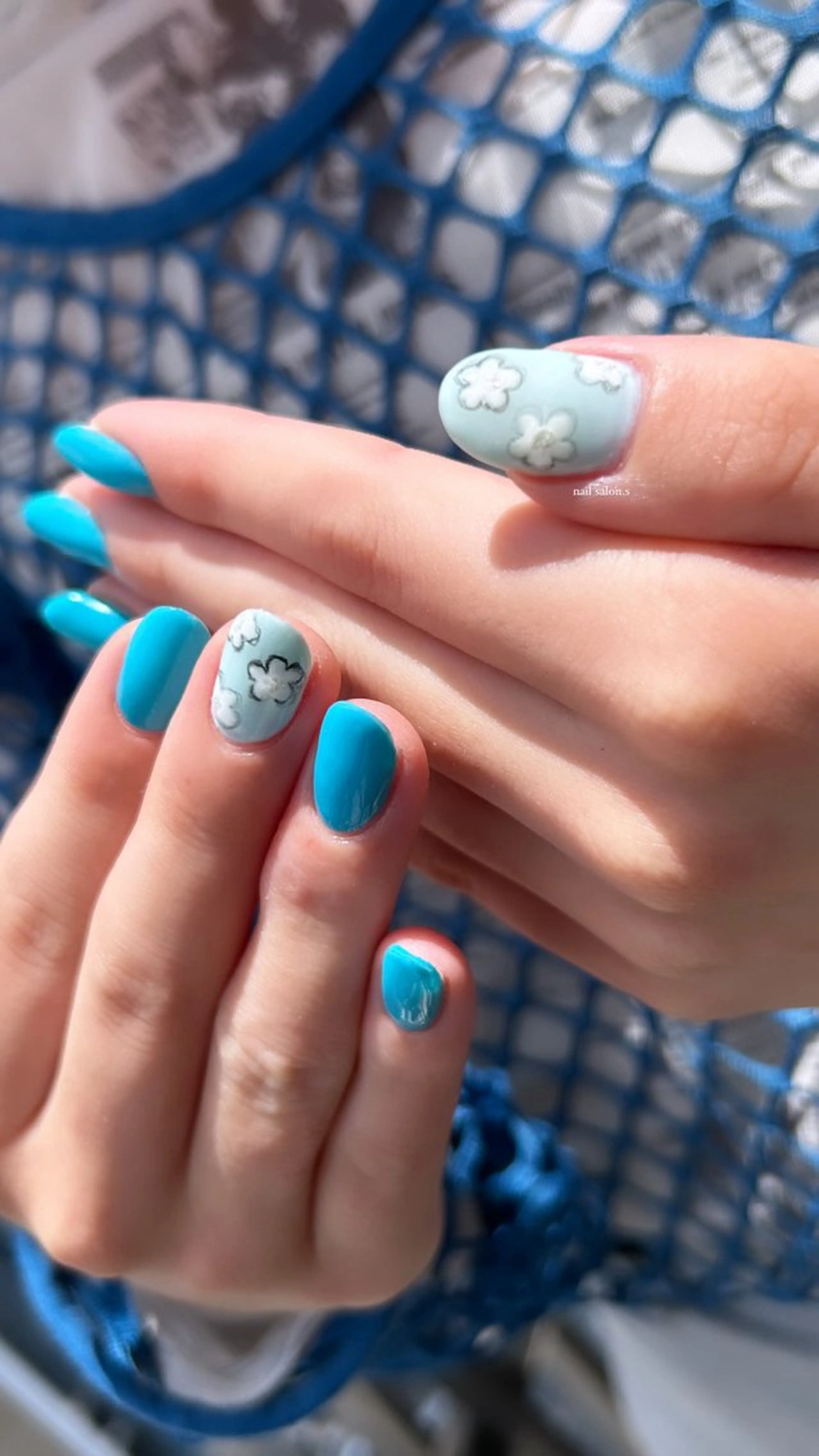 ネイル 関山 志乃のネイルデザイン