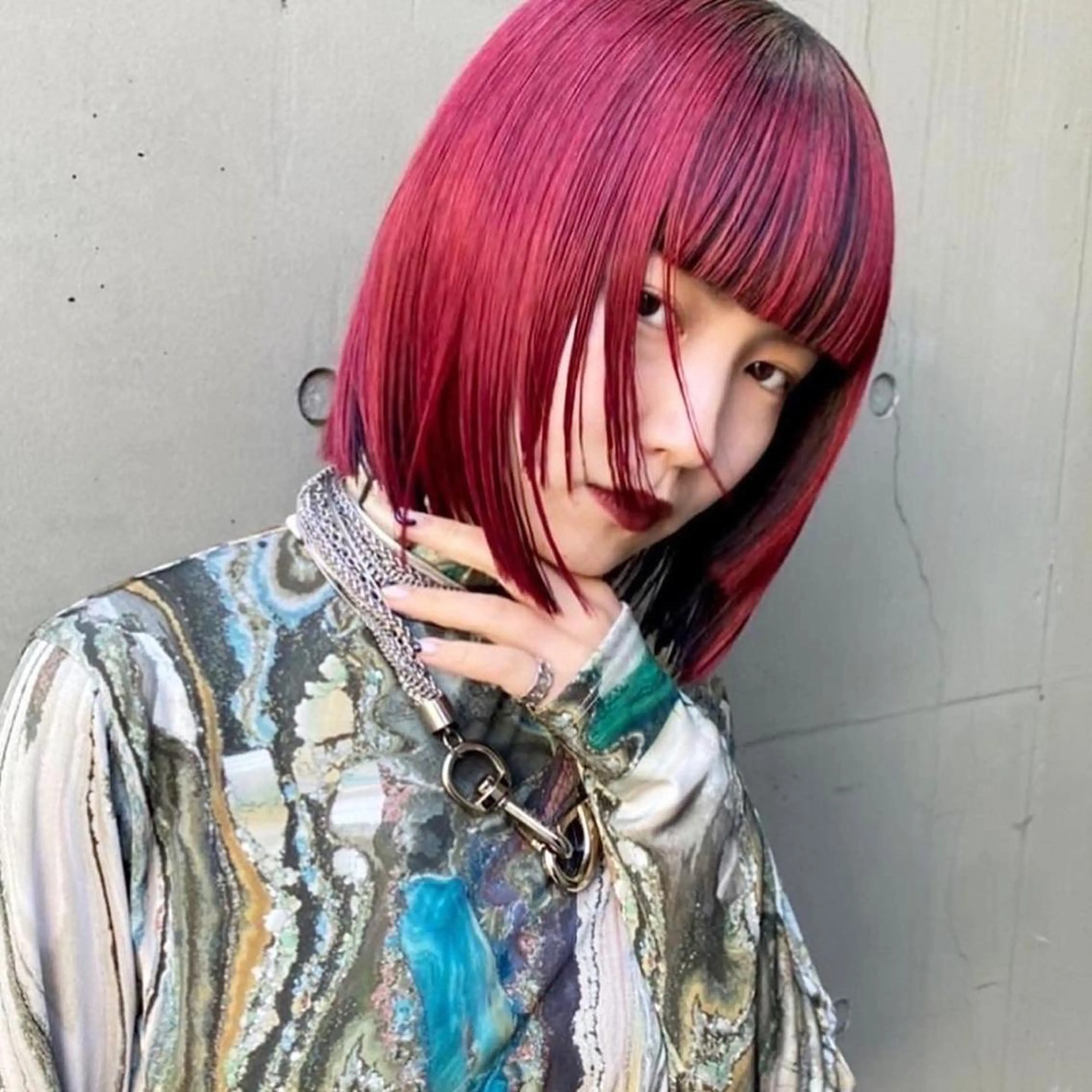 ショート カラー ブリーチ ケアブリーチ デザインカラー ハイトーンカラー ウルフカット ヘアカラー ヘアセット Null 表参道のヘアスタイル