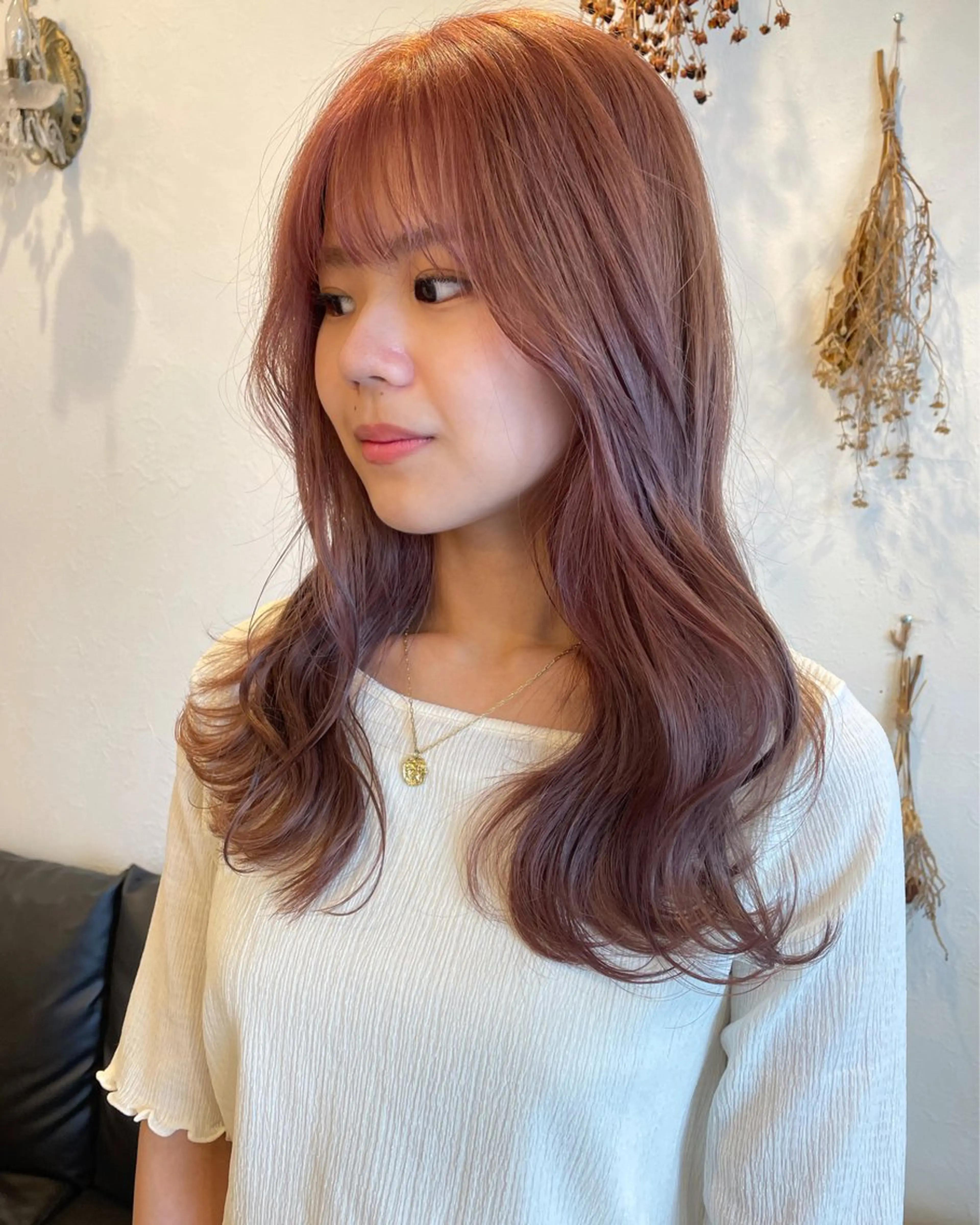 ロング カラー ベージュカラー ブリーチ ピンクカラー ピンクベージュ ヘアカラー m ā l o.🌷 サカモトマイコのヘアスタイル