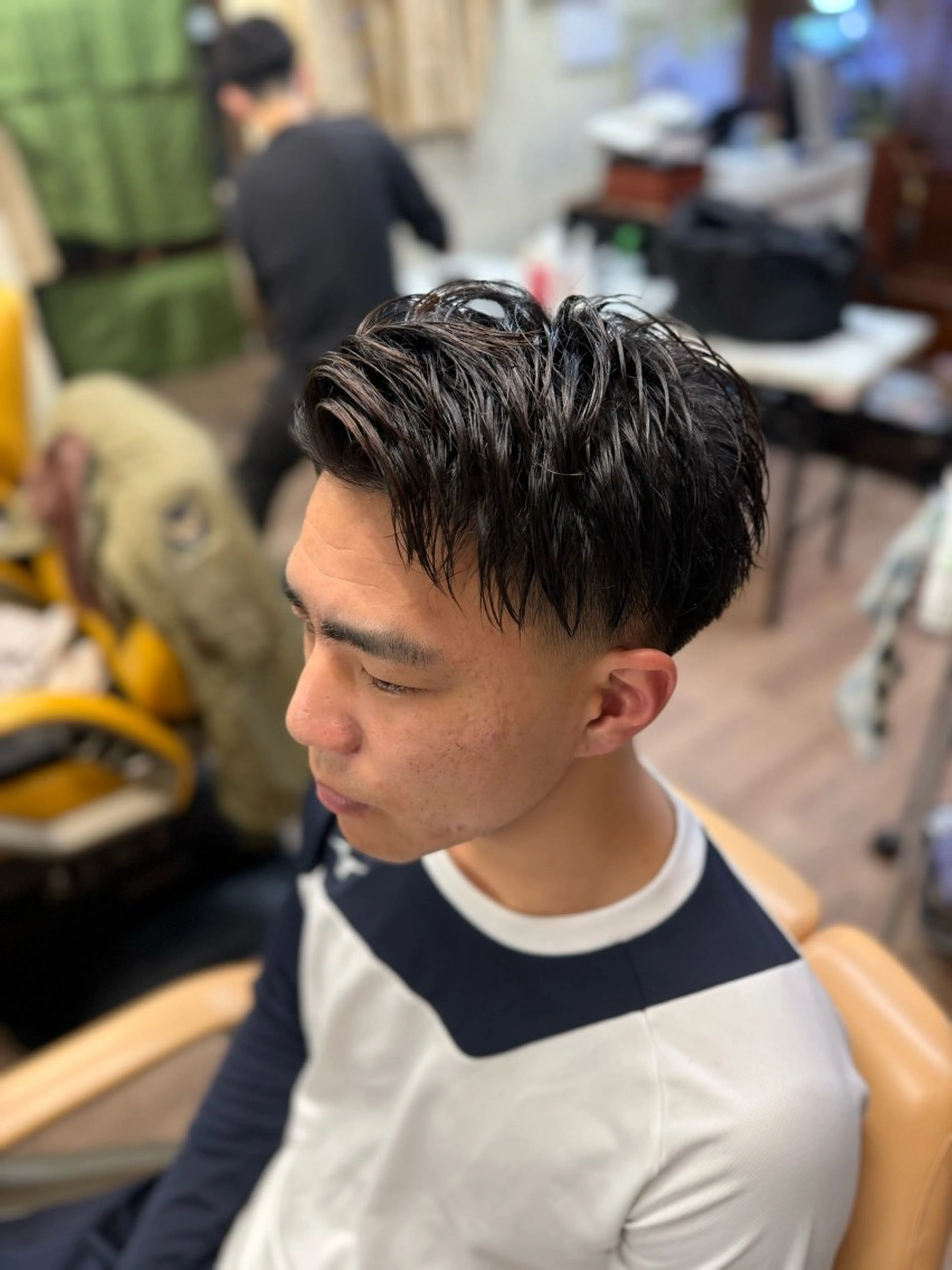 メンズ フェードカット 七三 刈り上げ フルハタヒロト 六本木理容師のヘアスタイル