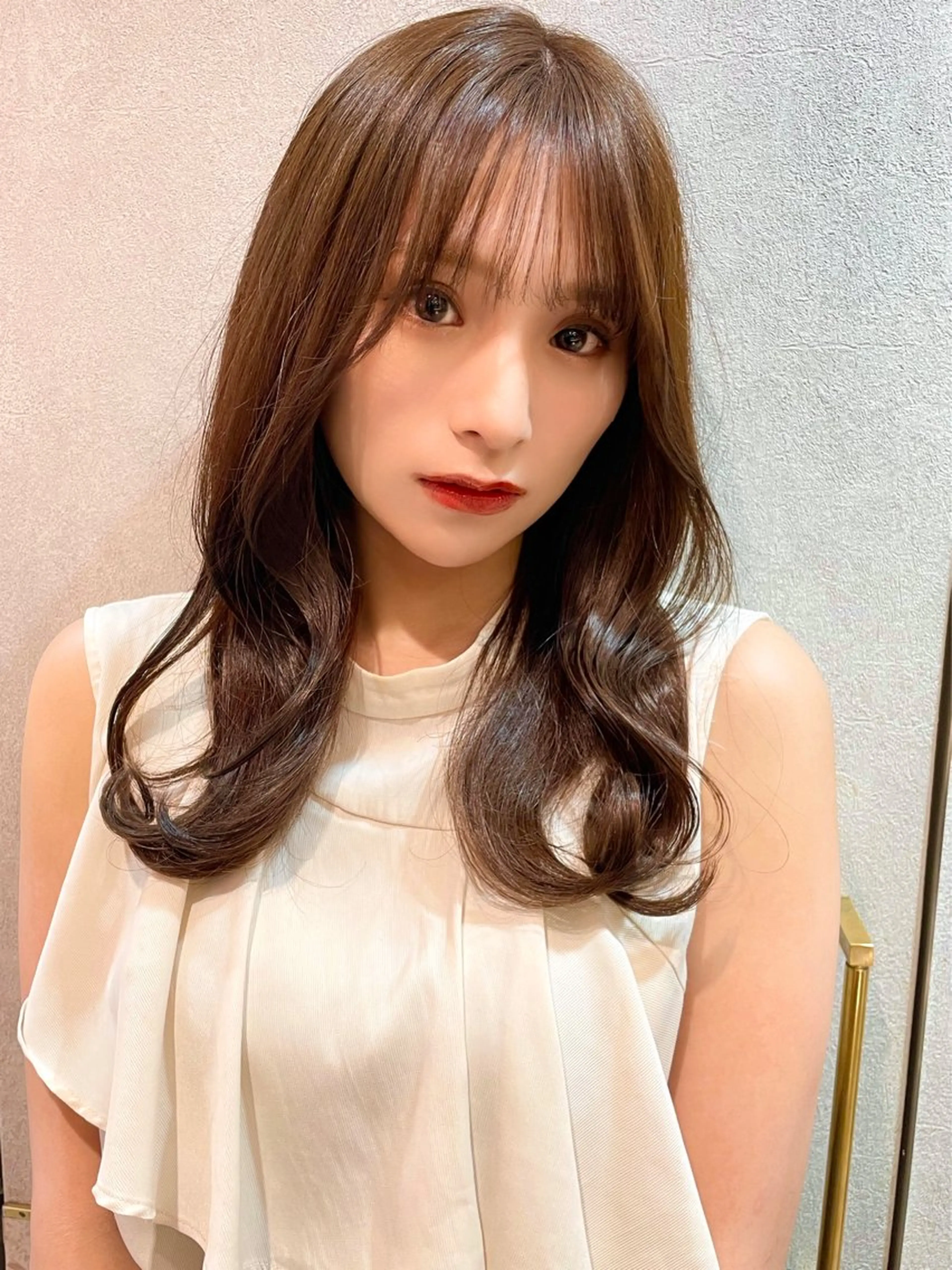 セミロング カラー ベージュカラー ブリーチ ケアブリーチ 透明感カラー グレージュ カット ヘアカラー 韓国ヘア🤍顔周り/ 髪質改善✨/林遼一郎のヘアスタイル