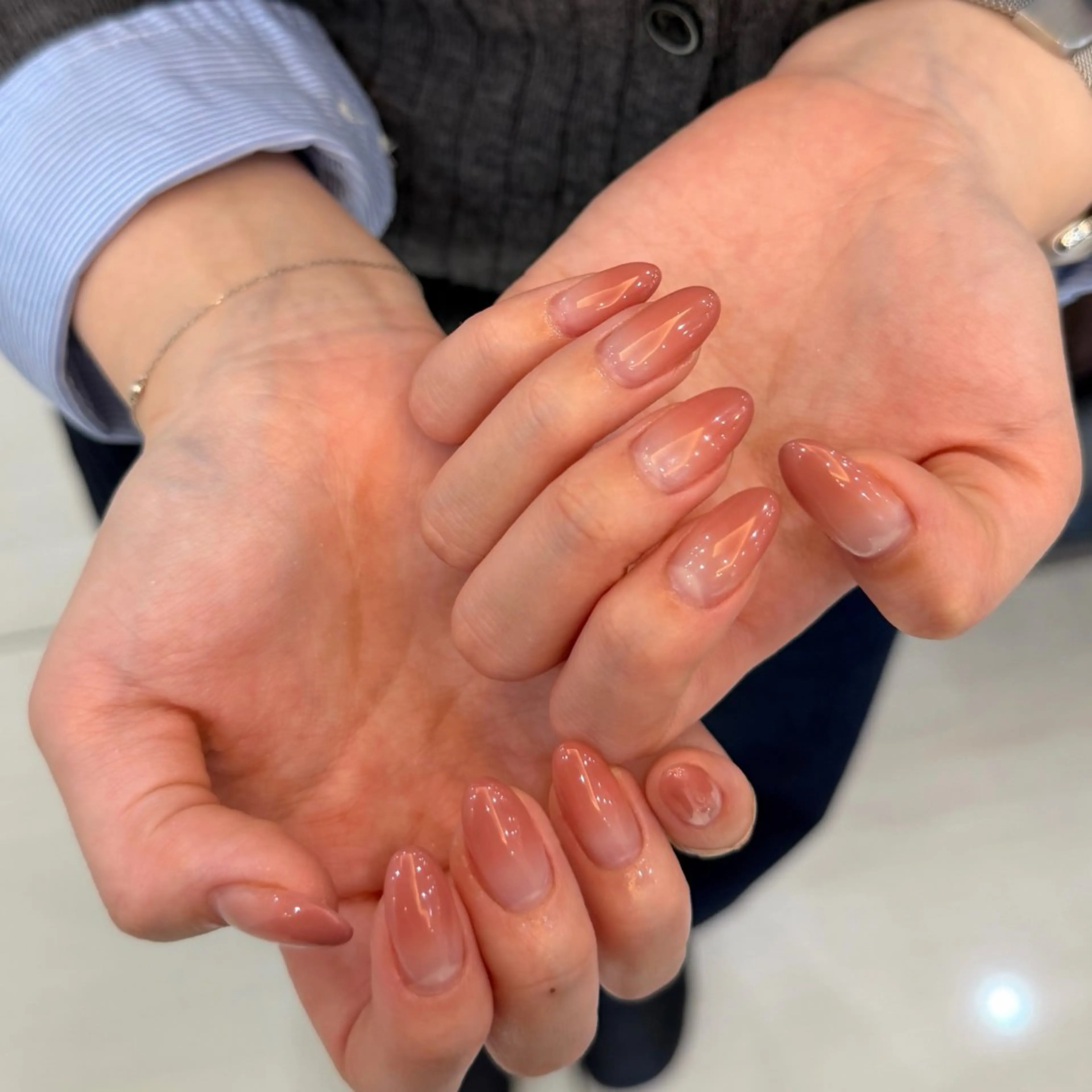 ネイル グラデーション #arl nail mebaeのネイルデザイン