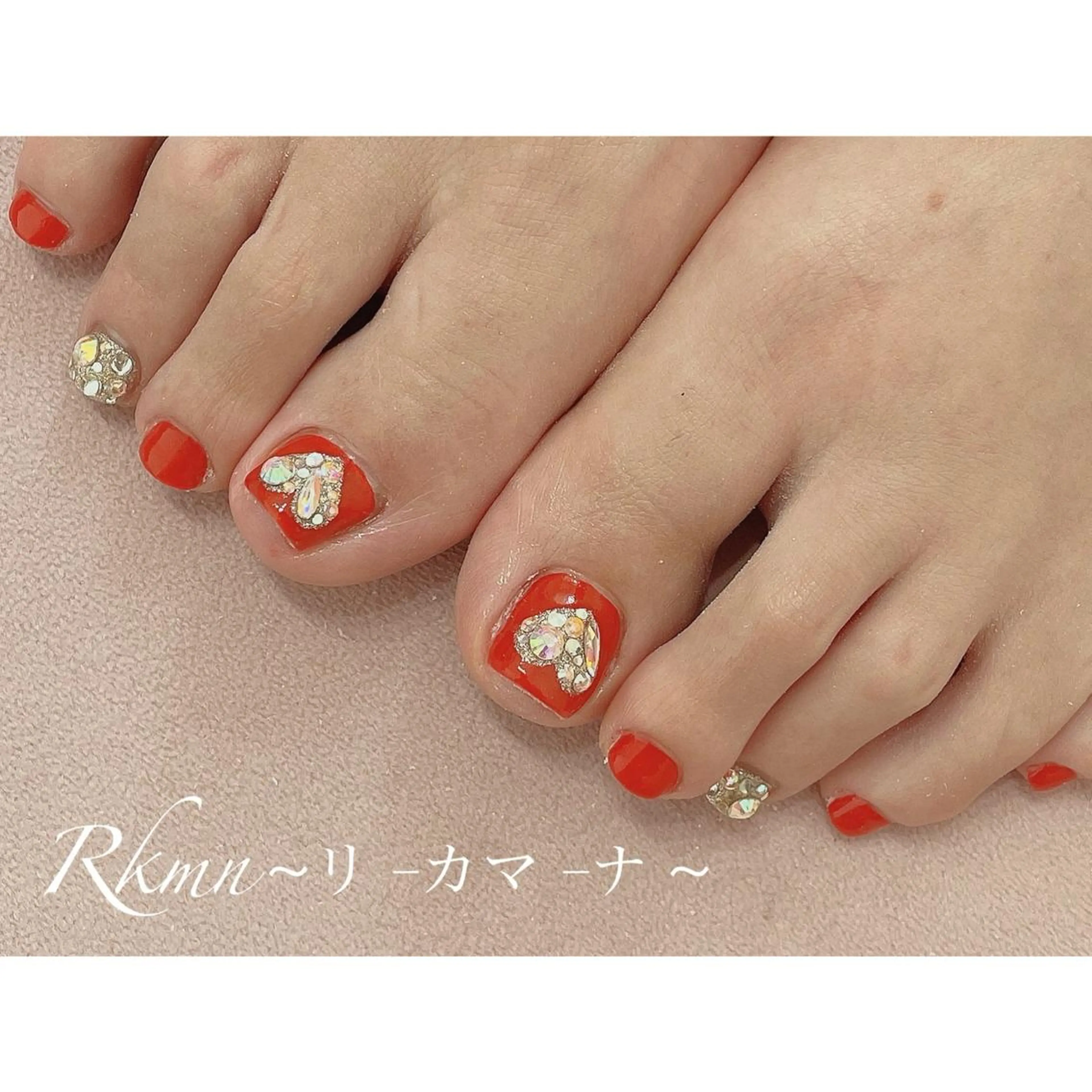 ネイル アートネイル フットネイル ハート 赤色 春ネイル Rkmn ~リ-カマ-ナ~のネイルデザイン