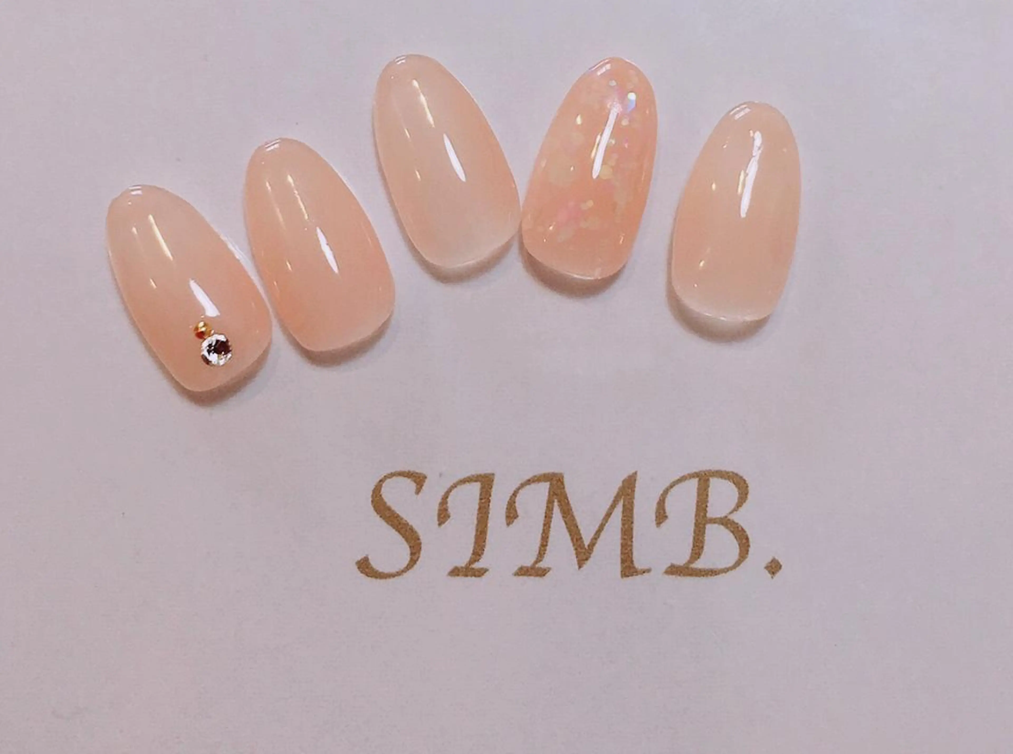 ネイル オフィスネイル シンプルネイル ハンドネイル nailsalon SIMB.のネイルデザイン