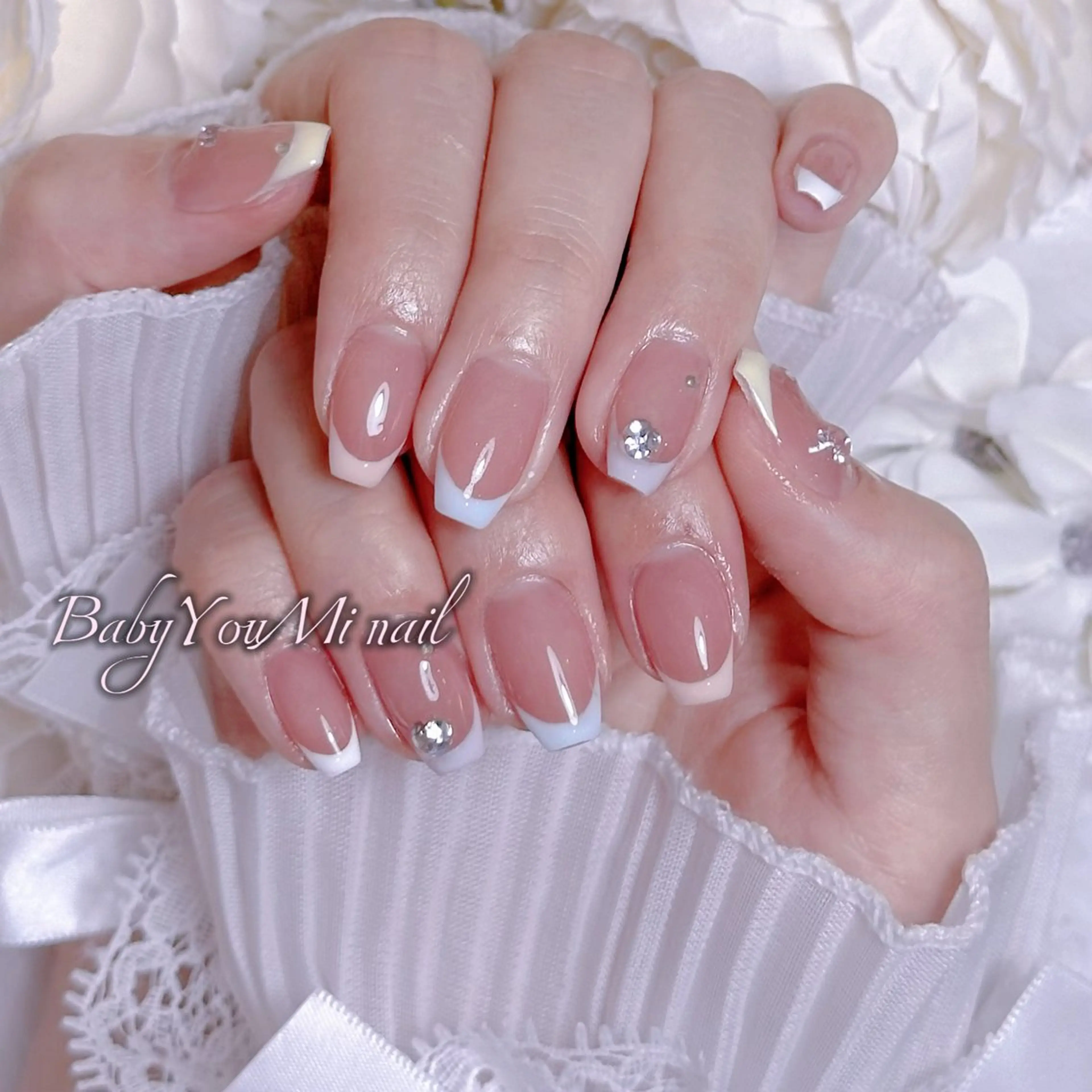 ネイル オーロラネイル チークネイル 成人式 フットネイル フレンチネイル ハンドネイル BabyYouMi nailのネイルデザイン