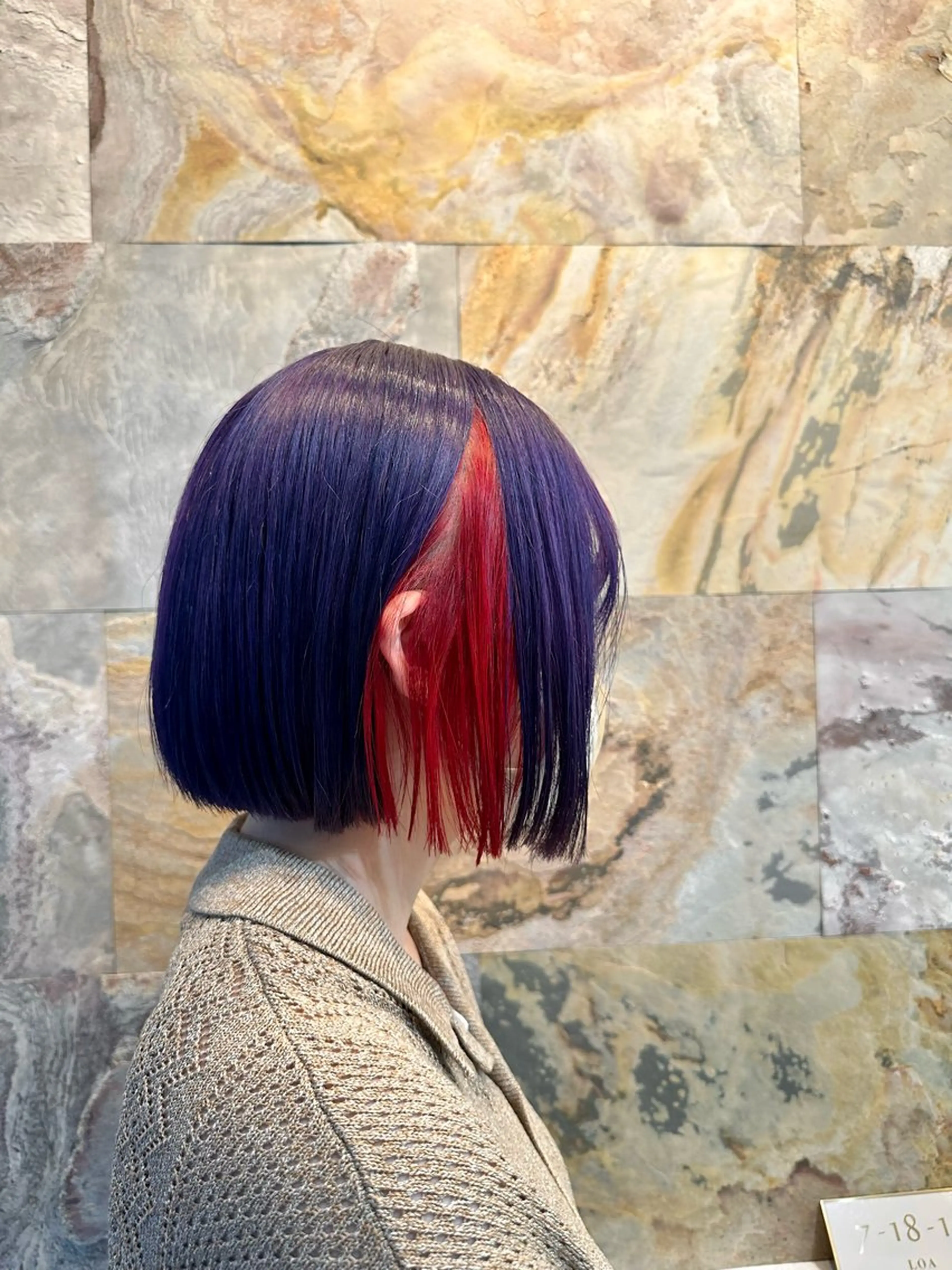 ショート カラー ブリーチ デザインカラー ヘアカラー トリートメント LOA uraraのヘアスタイル