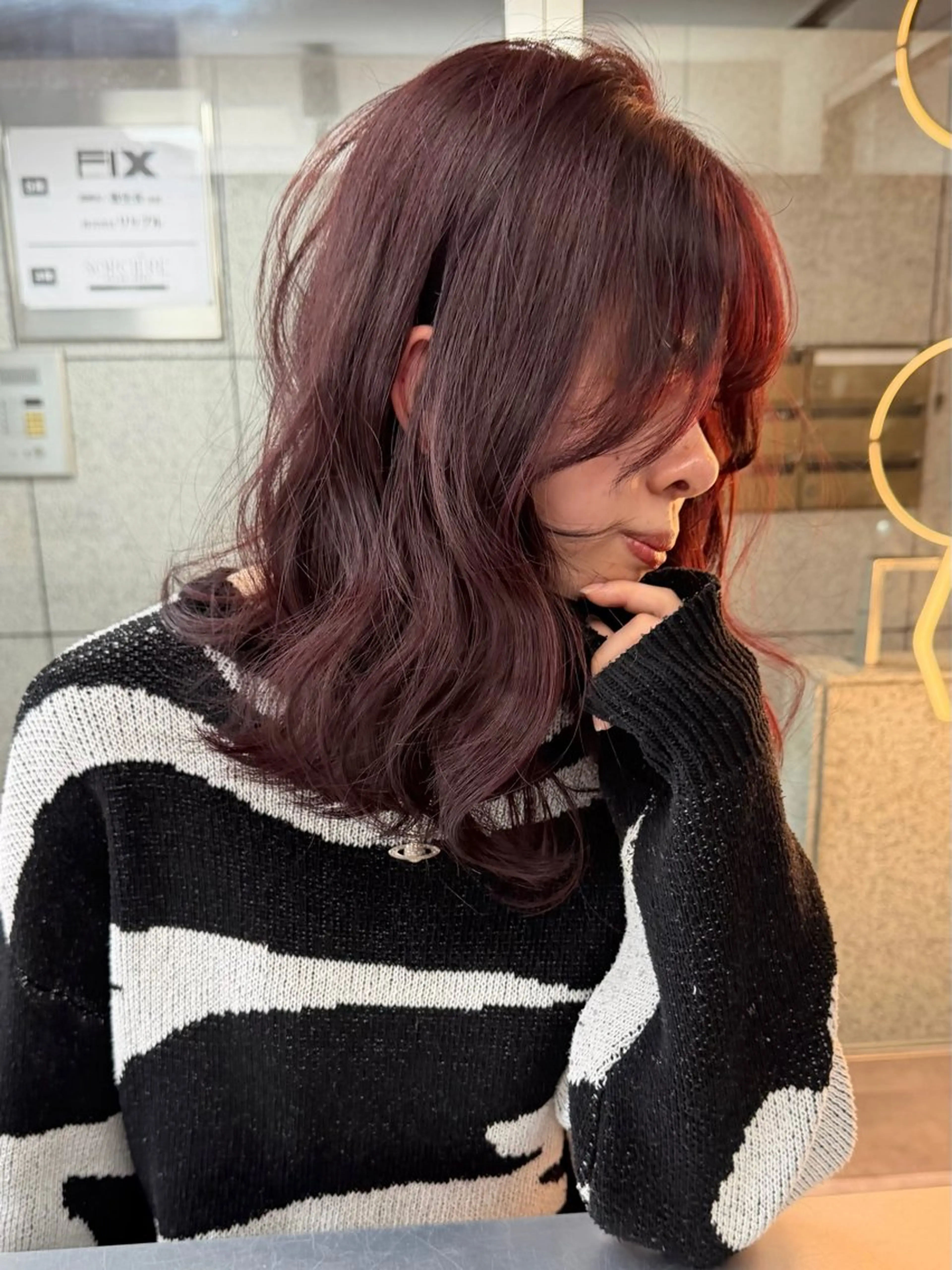 セミロング カラー ヘアカラー LAKING あおいのヘアスタイル