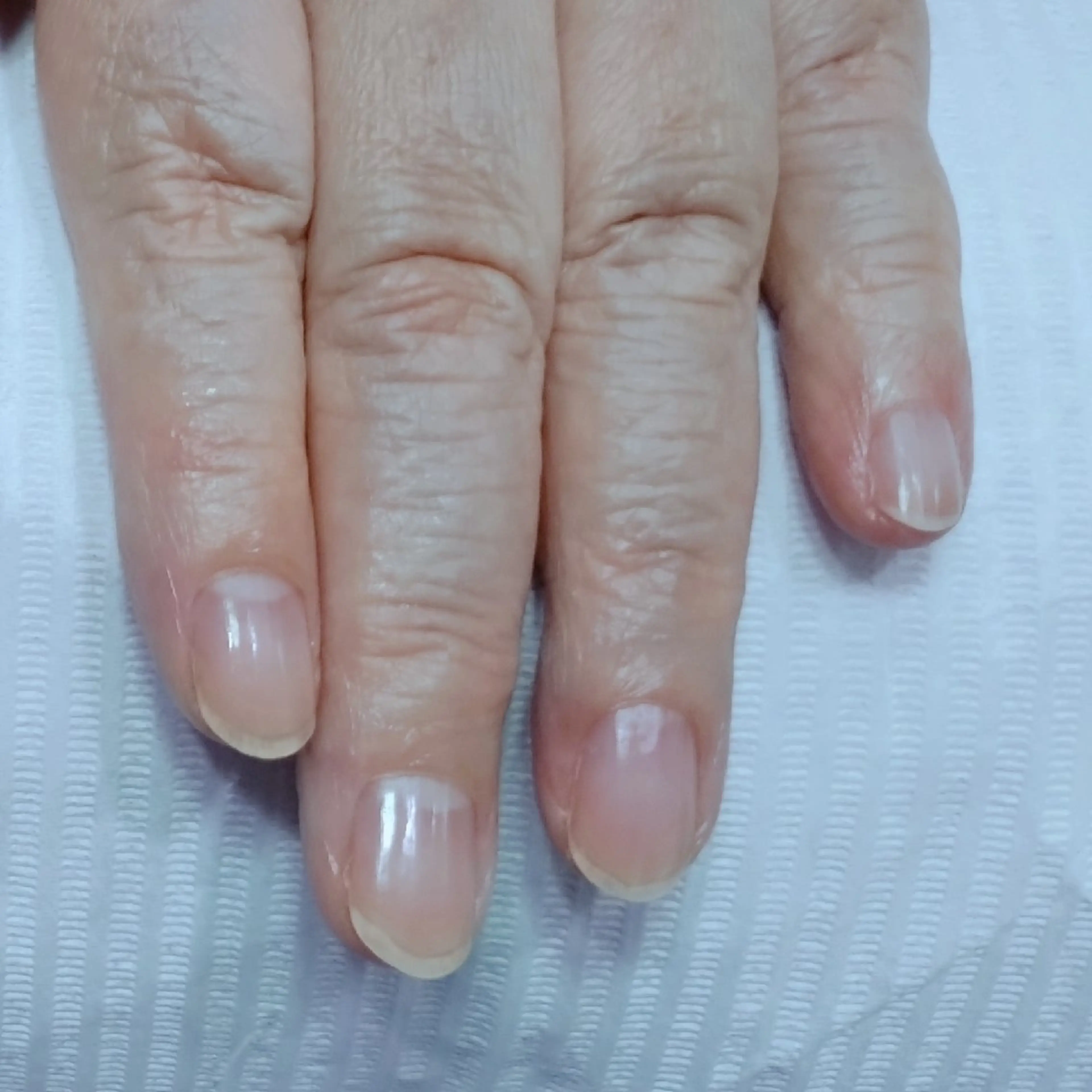 ネイル ハンドネイル 西村 綾子のネイルデザイン