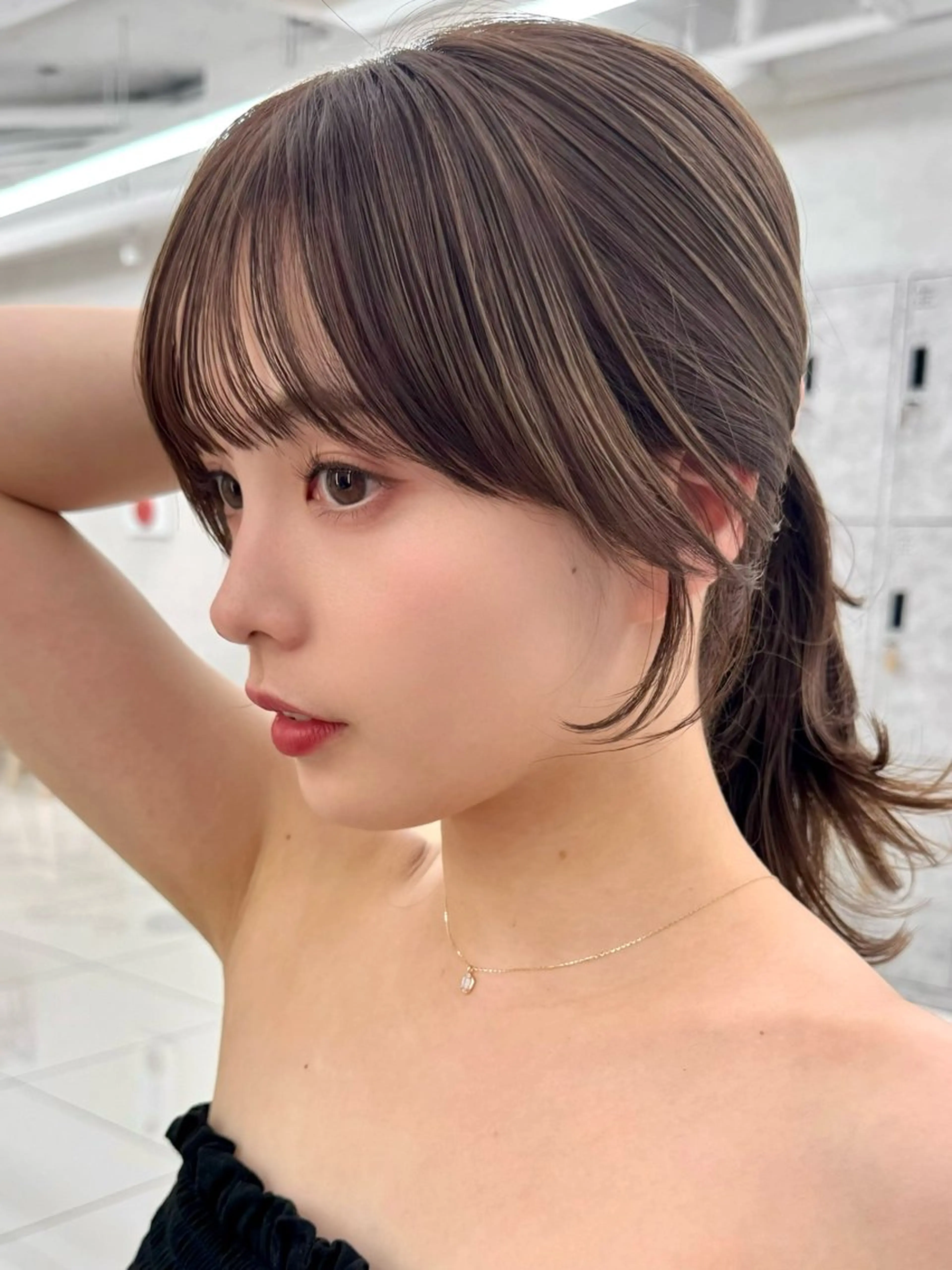 ロング 韓国風ヘア レイヤーカット ロング 小顔カット カット 三鷹で1番ショート ボブをカットする新谷のヘアスタイル