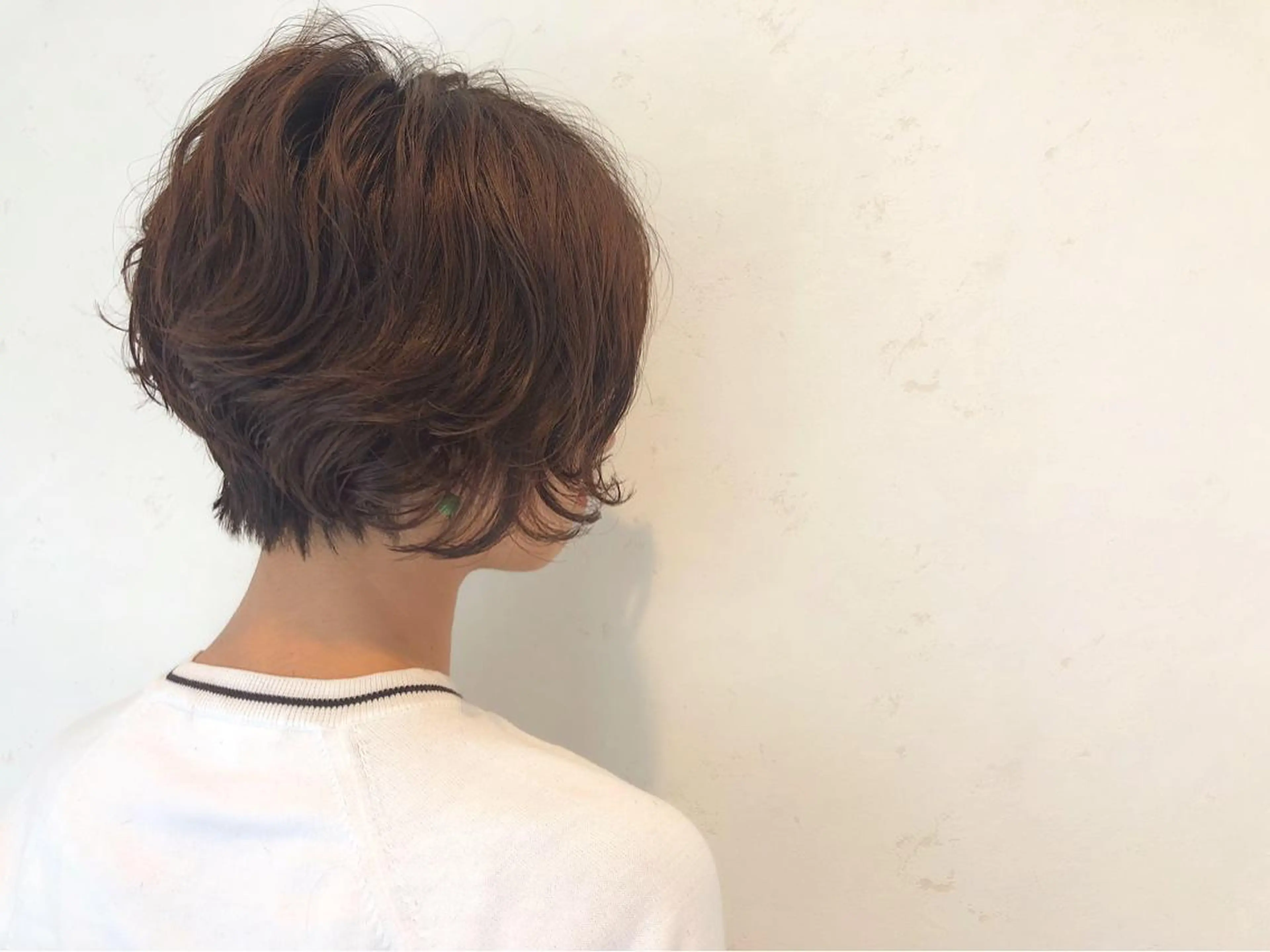 ショート カラー パーマ 伊藤 さやかのヘアスタイル