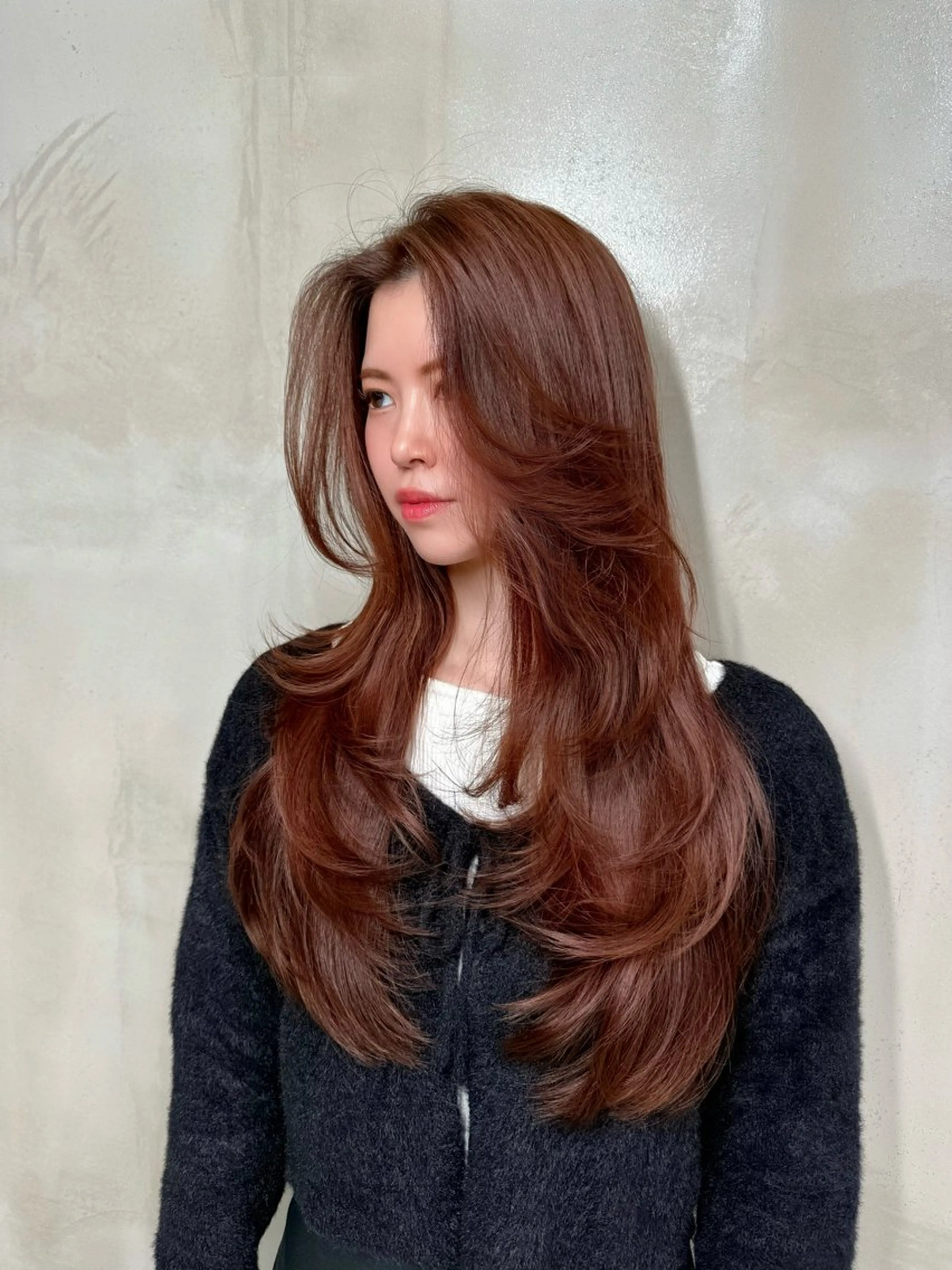 ロング カット ヘアカラー 韓国ヘア🇰🇷 YURIYAのヘアスタイル