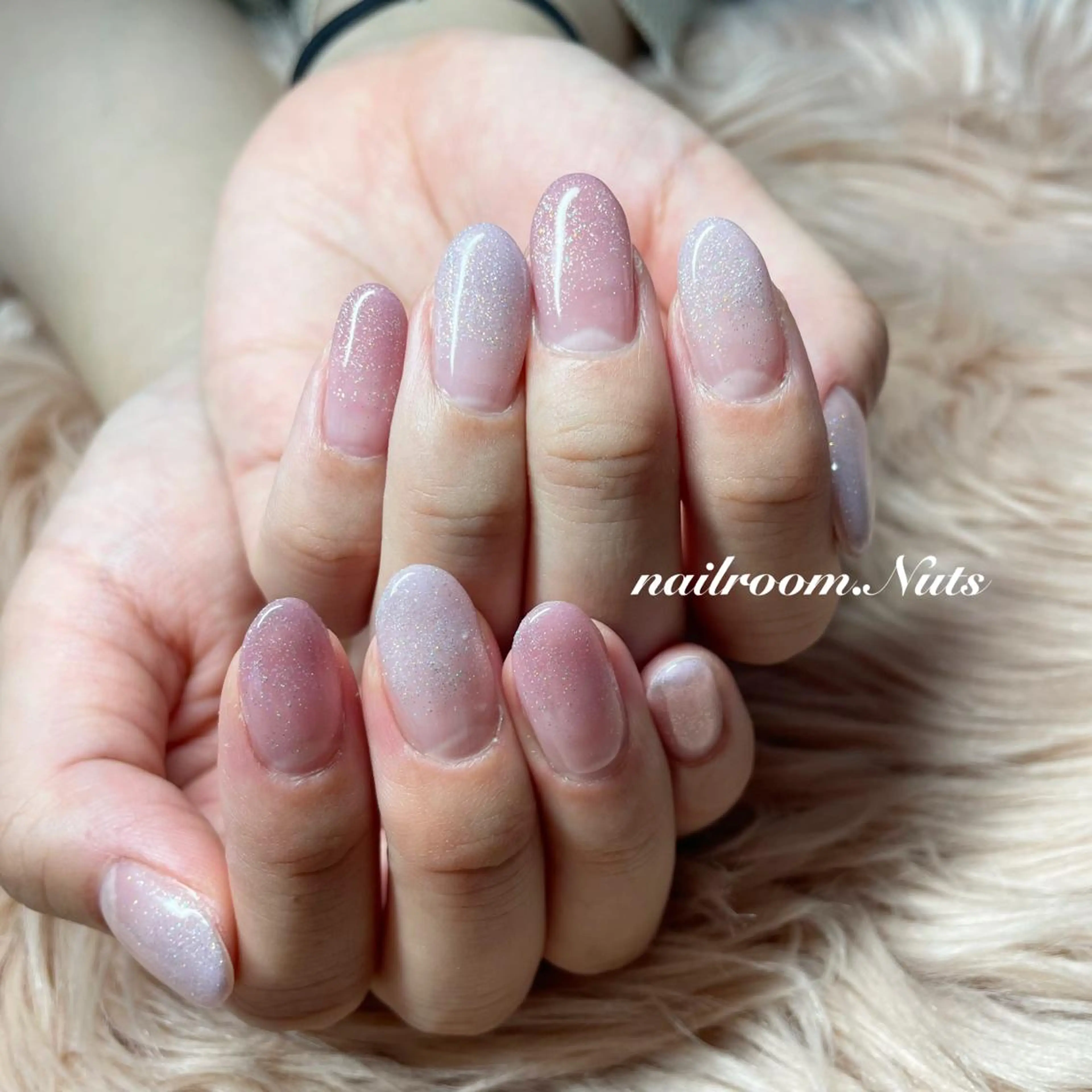 ネイル ハンドネイル nailsalon Nutsのネイルデザイン
