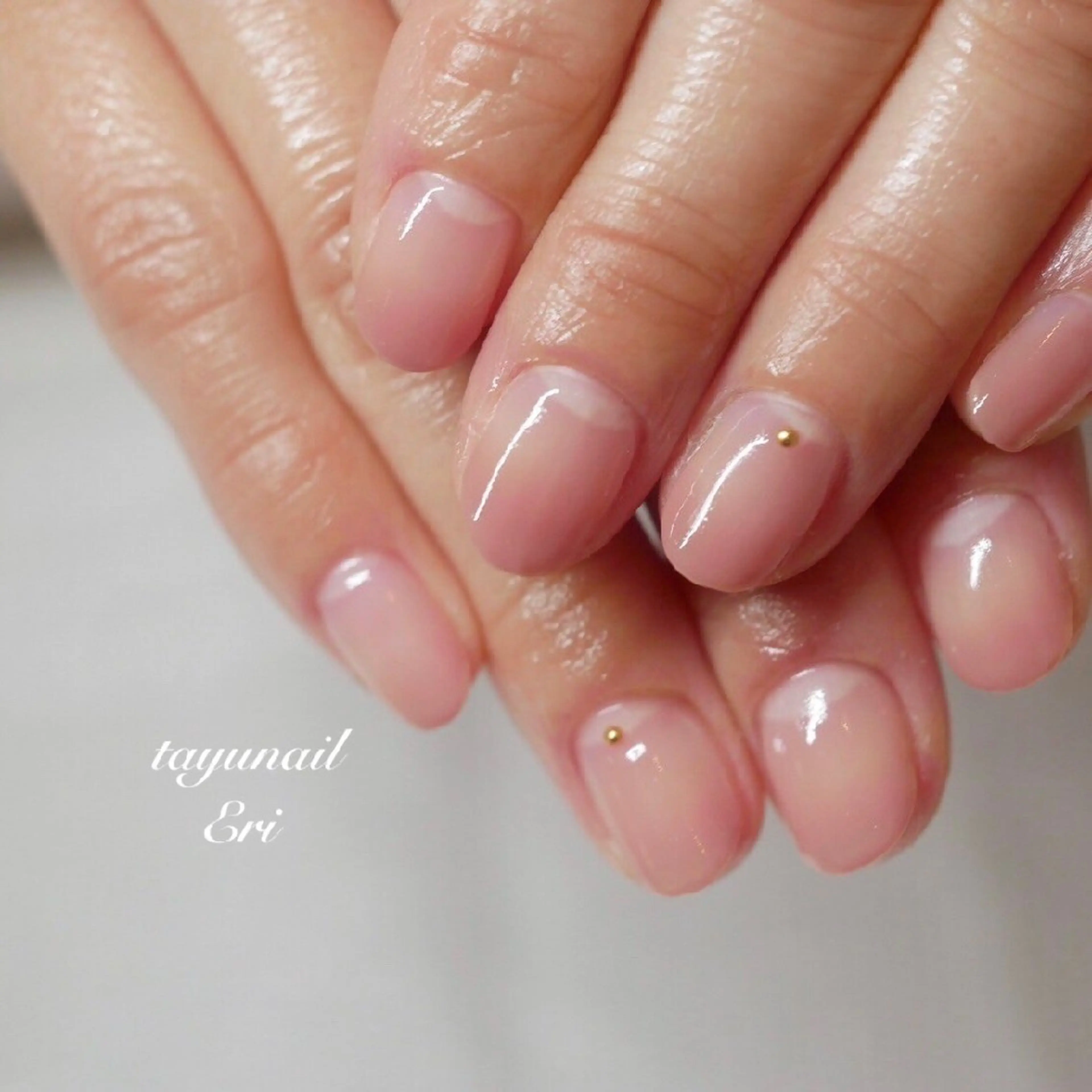 ネイル ジェルネイル グラデーション オフィスネイル パラジェル シンプルネイル ネイルサロン 【たゆnail】のネイルデザイン