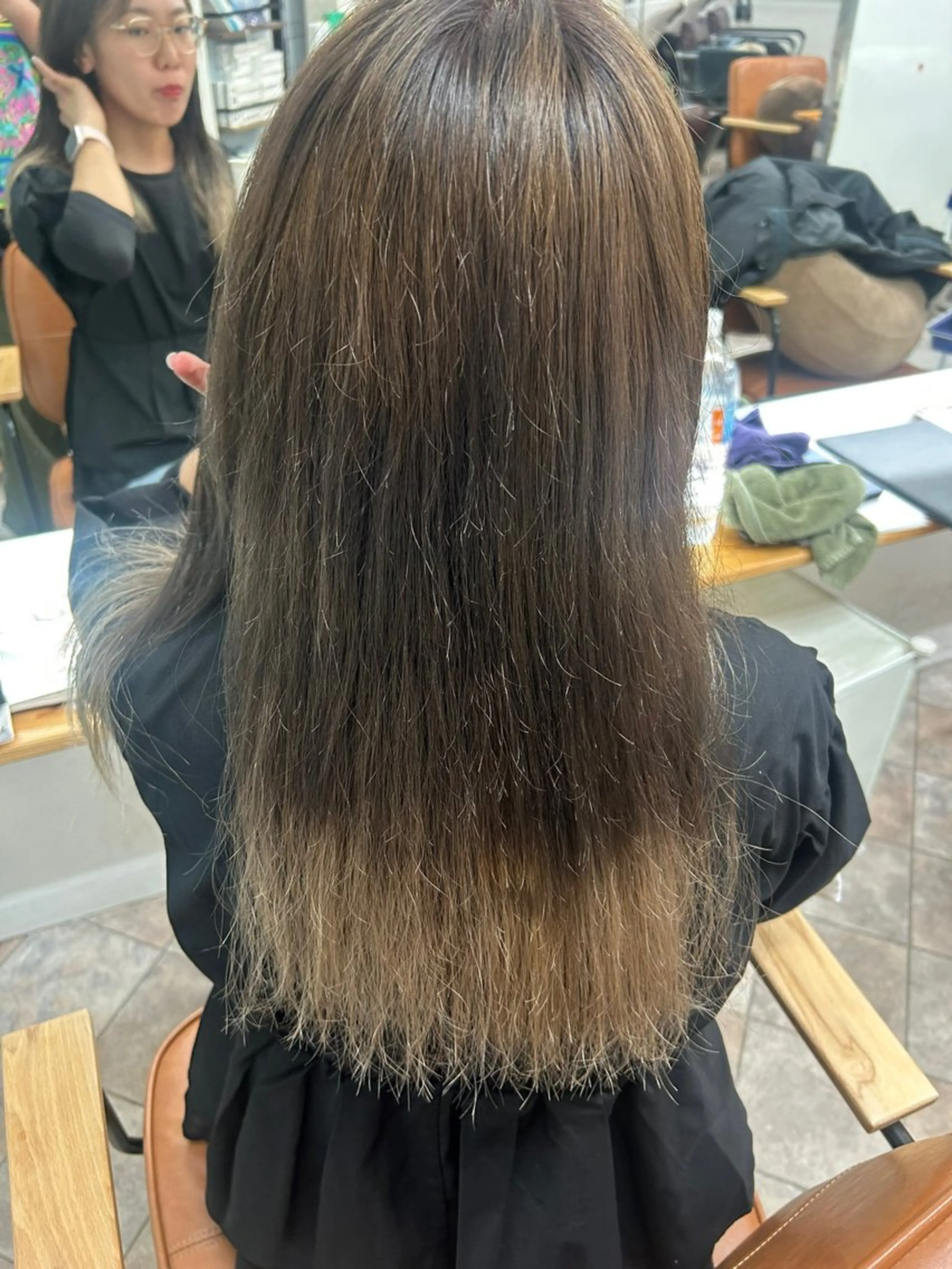 ロング カラー 永木 楓のヘアスタイル