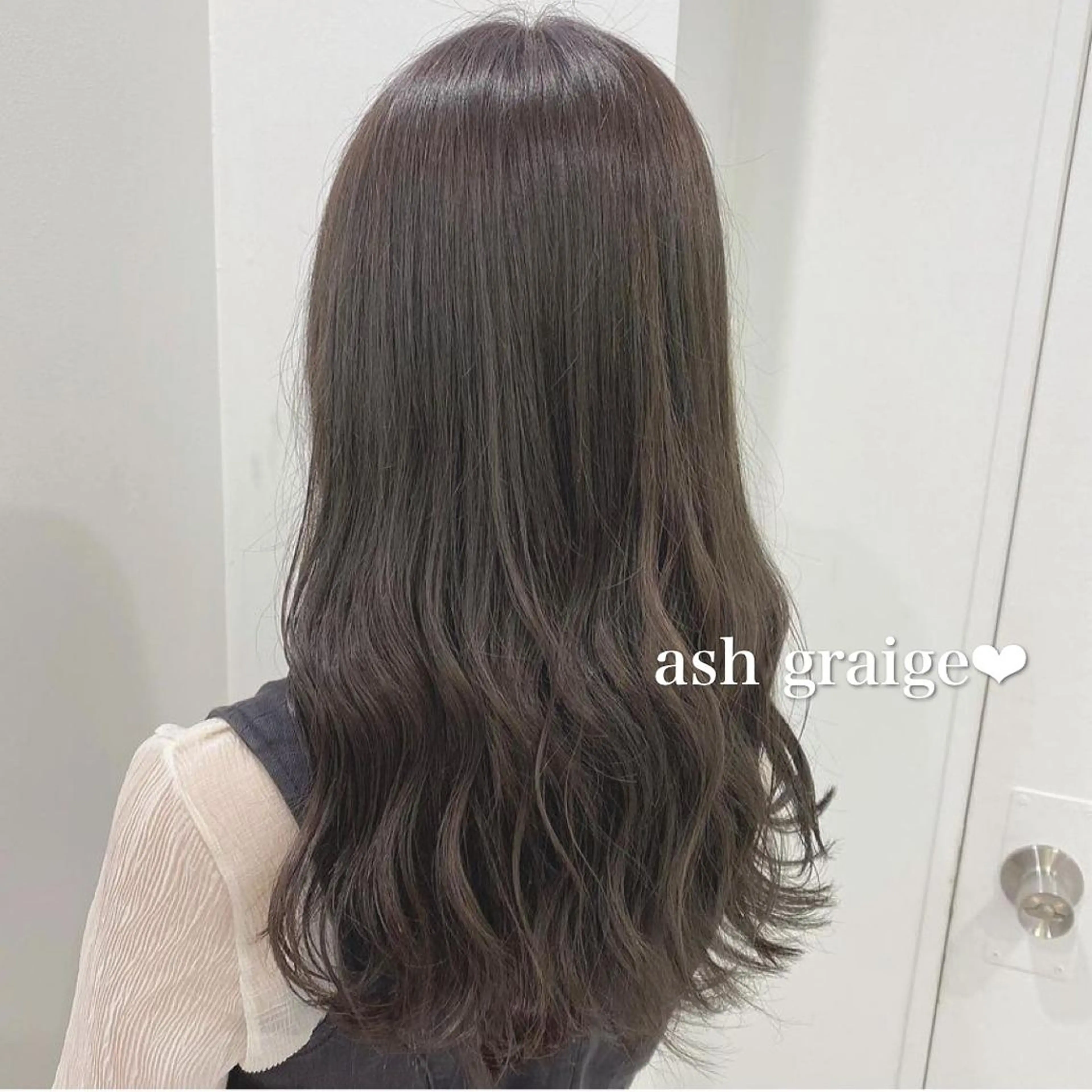 ロング ブリーチなし暖色 💗AKARI💗のヘアスタイル