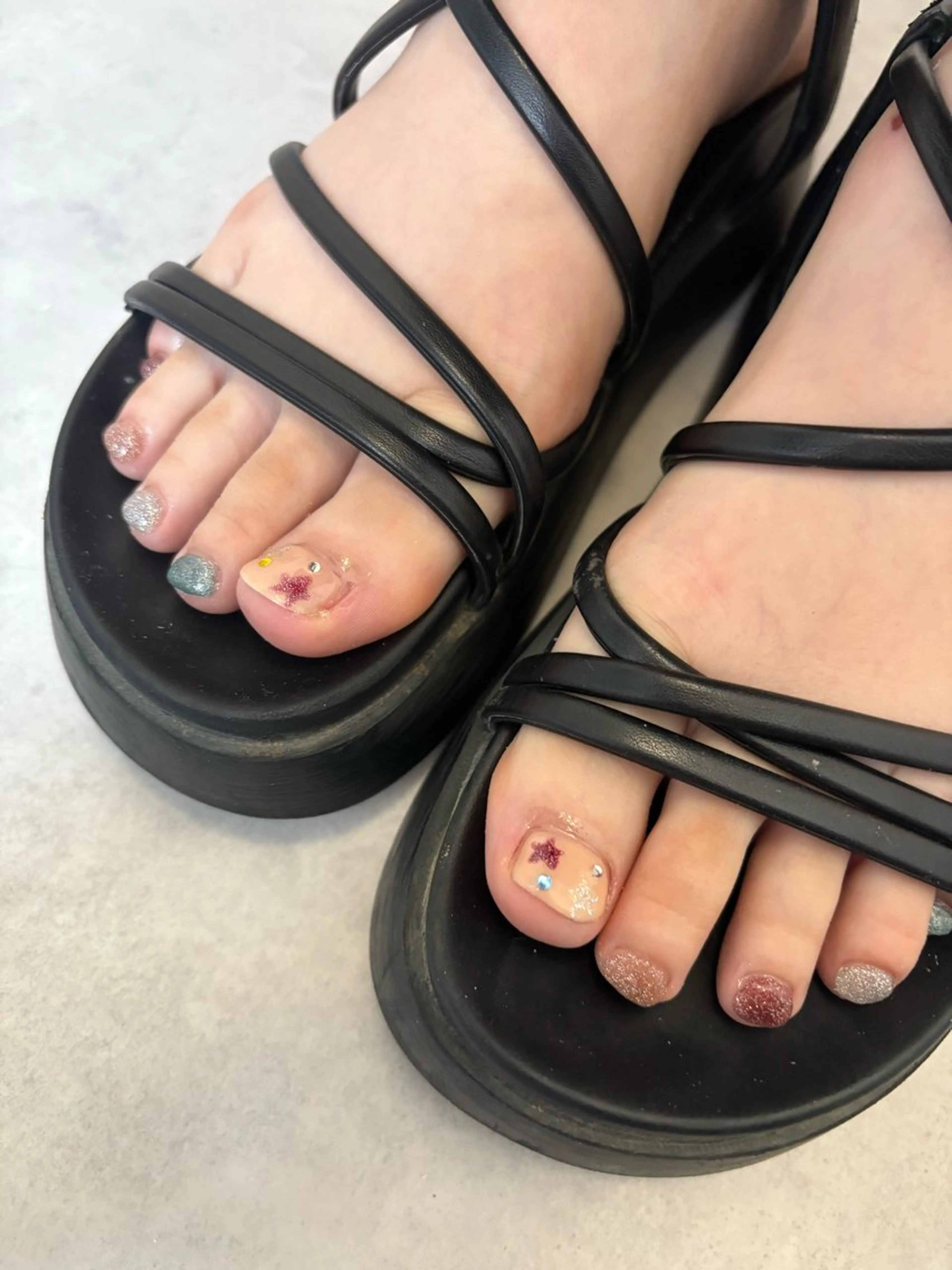 ネイル アートネイル 長さ出し フラッシュネイル フットネイル ハート vante_aimi .パラジェル取扱店のネイルデザイン