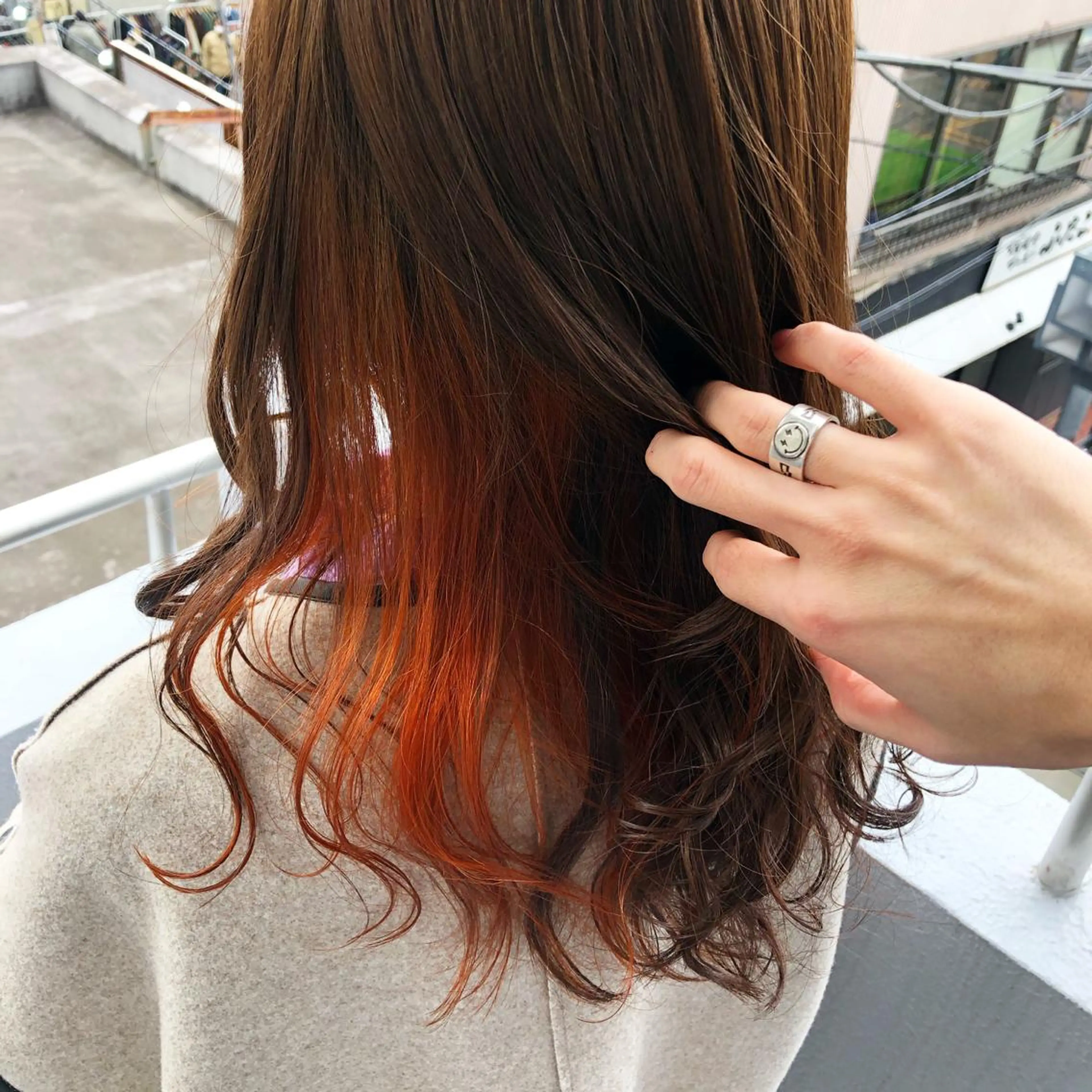 セミロング HINATA ひなたのヘアスタイル