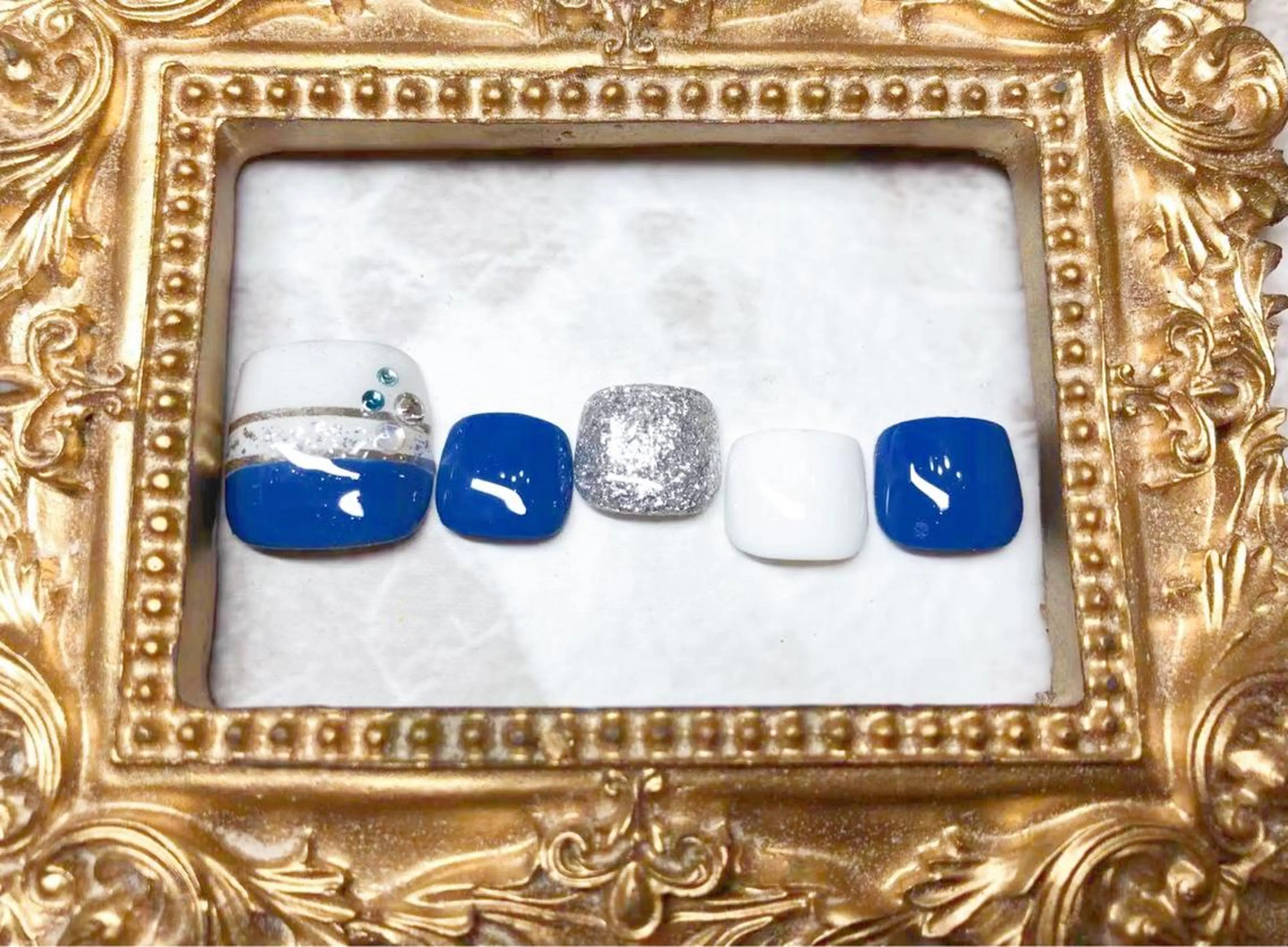 ネイル マジック ミラーのネイルデザイン