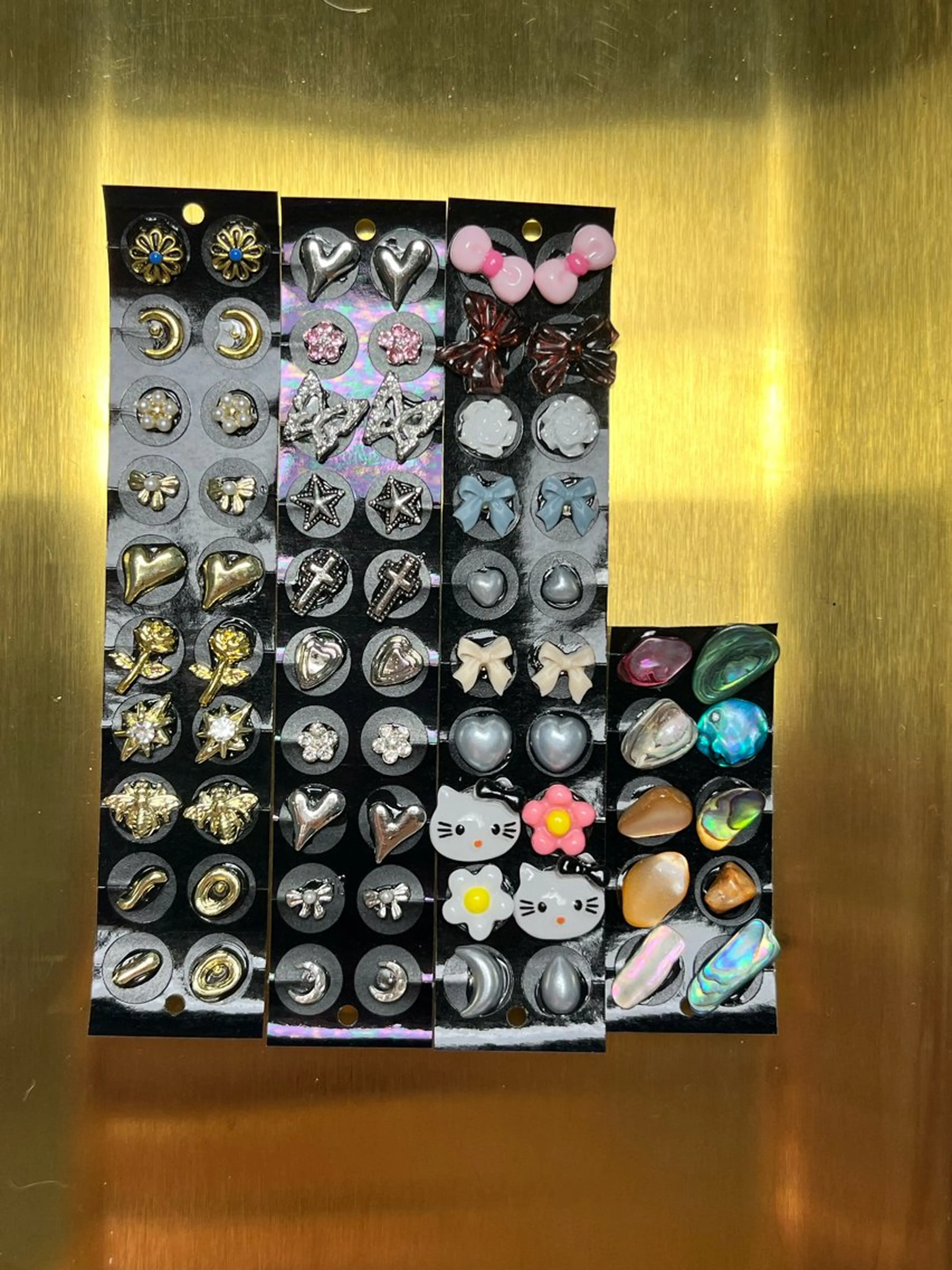 耳つぼジュエリー両耳14粒👂 オリジナルパーツ沢山👂の写真