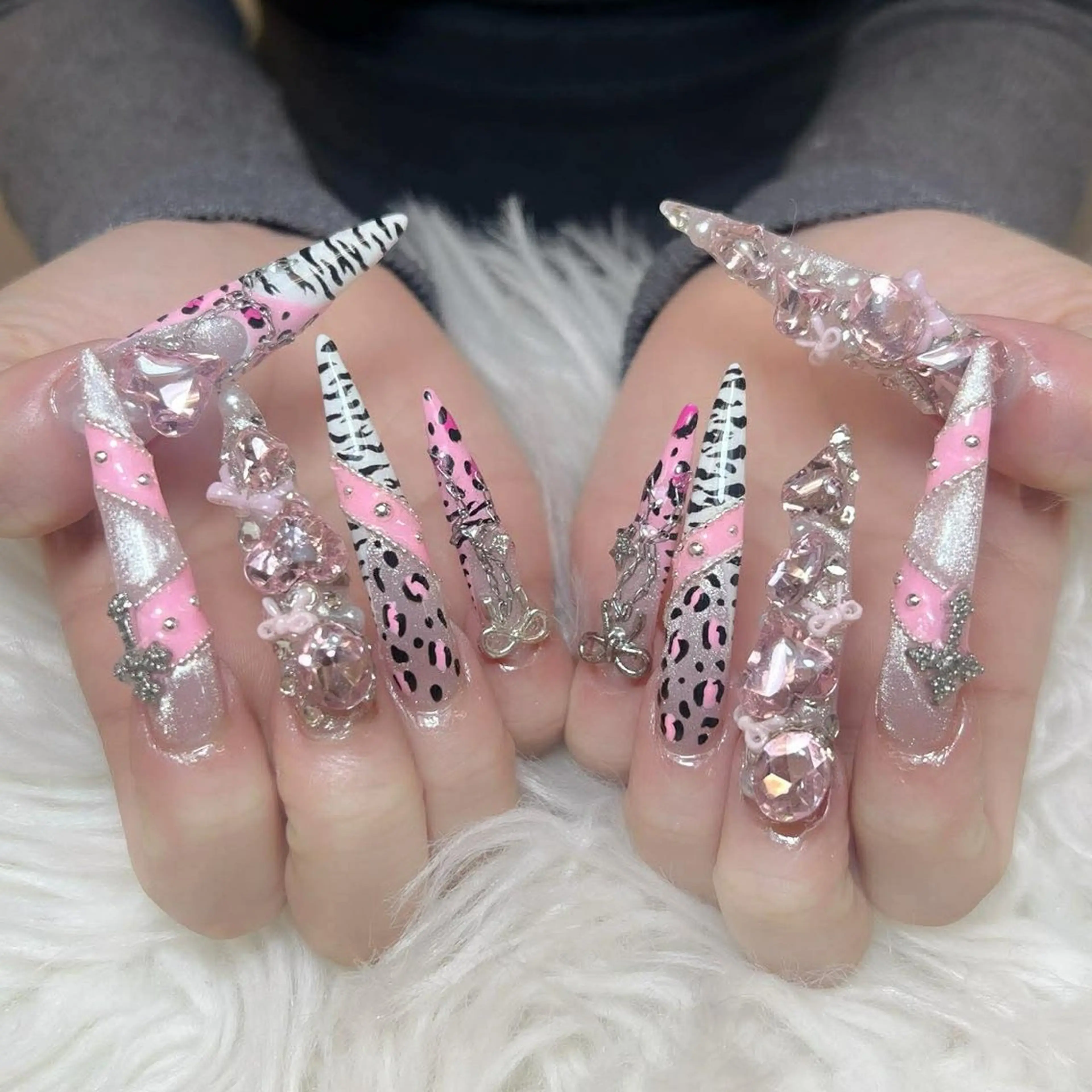 ネイル ハンドネイル ANH ゴテゴテネイルのネイルデザイン