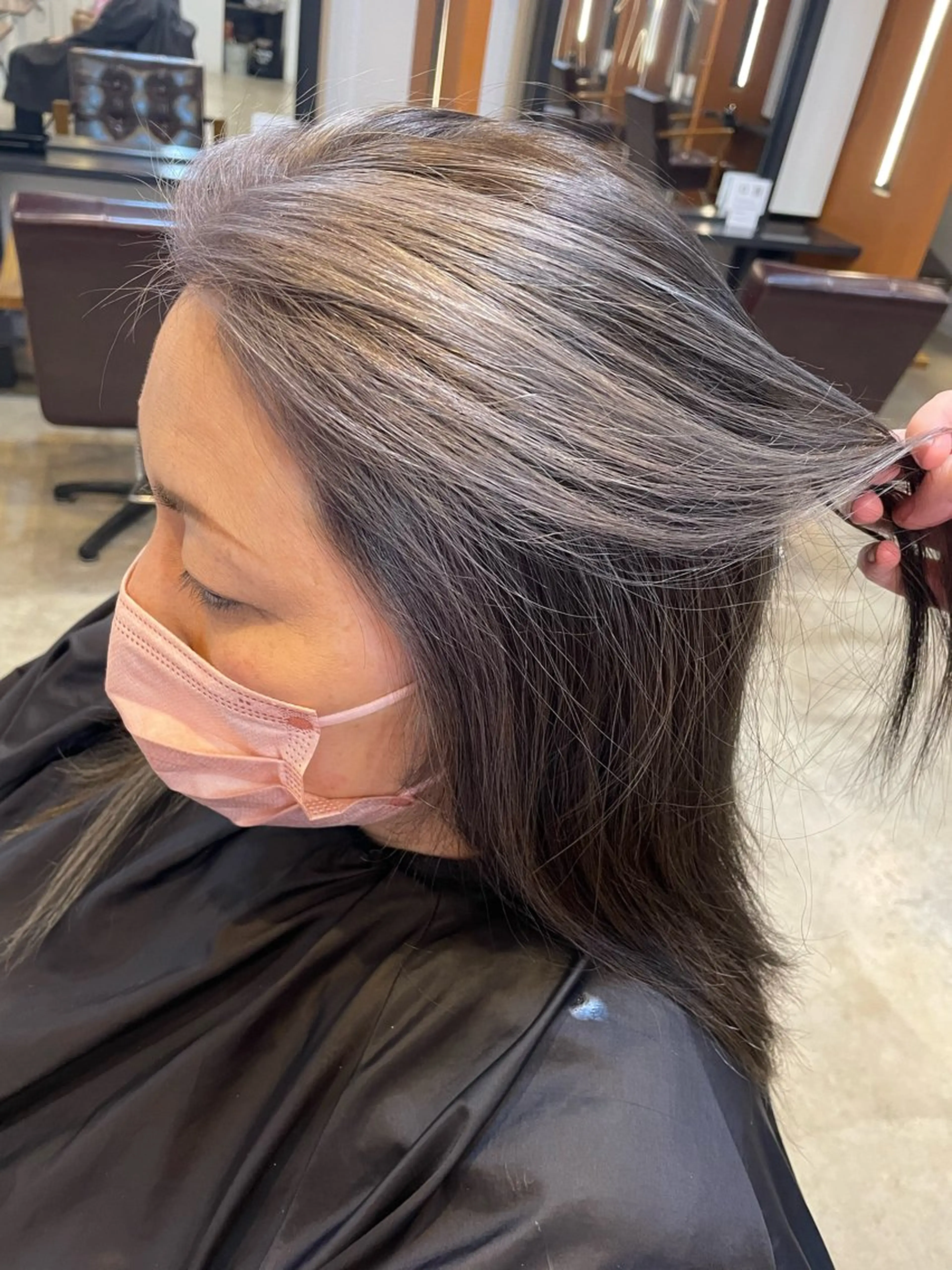 カラー カット ヘアカラー トリートメント 手塚 由佳のヘアスタイル