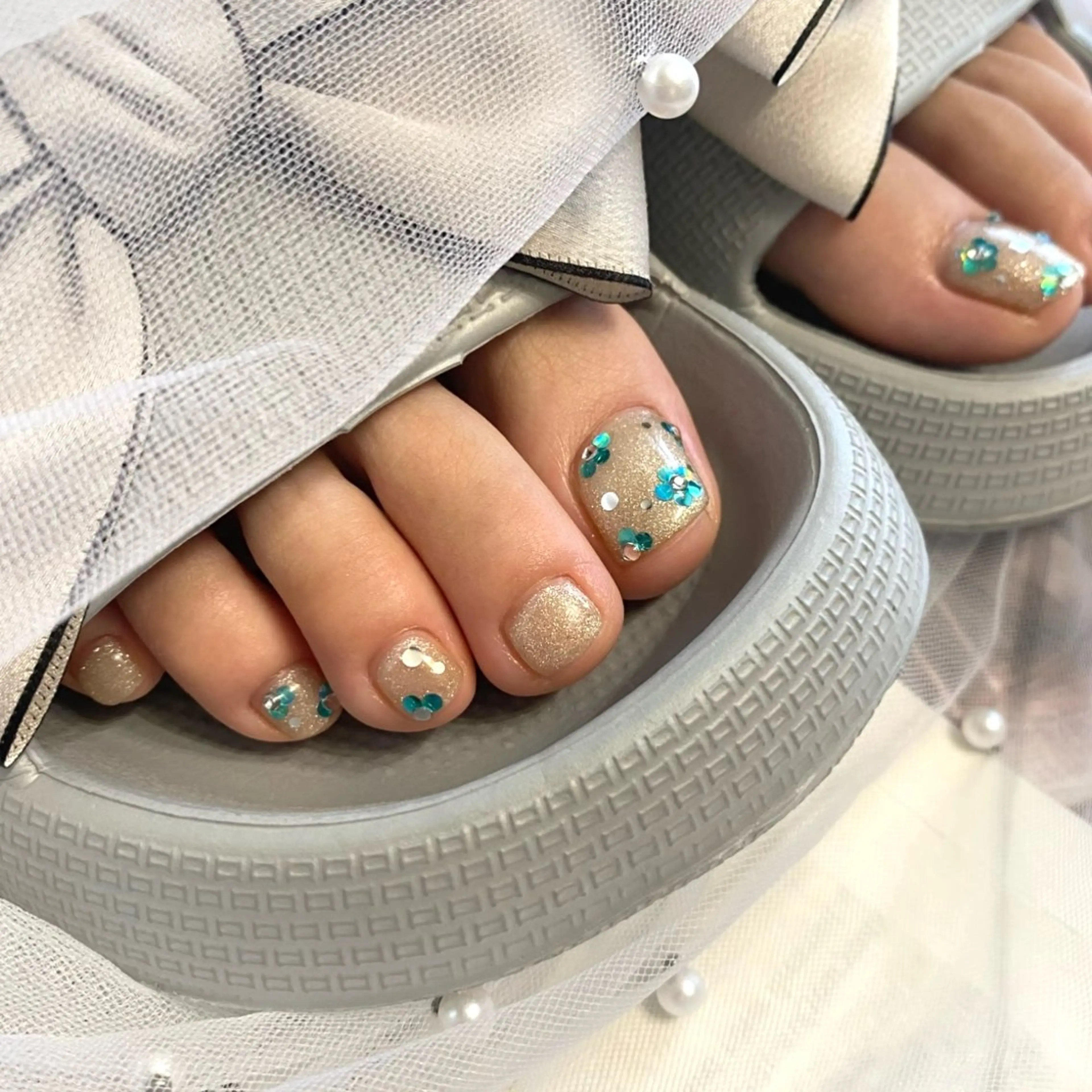 ネイル フットネイル máni hazukiのネイルデザイン