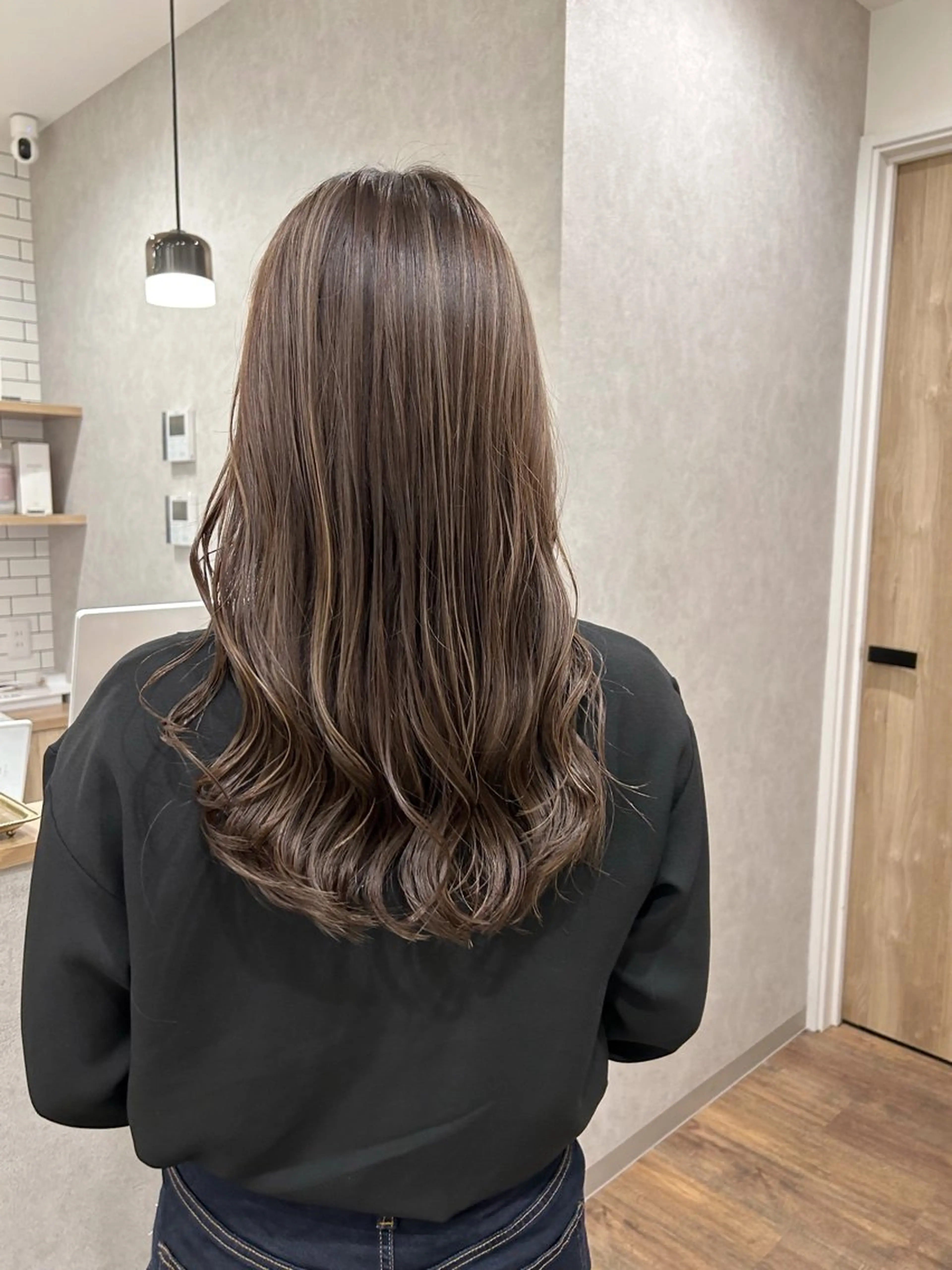 ロング カラー グレージュ ハイライトカラー ハイライト ヘアカラー トリートメント Radix所属・ボブ/ハイトーン 福生Radix 下田のヘアスタイル