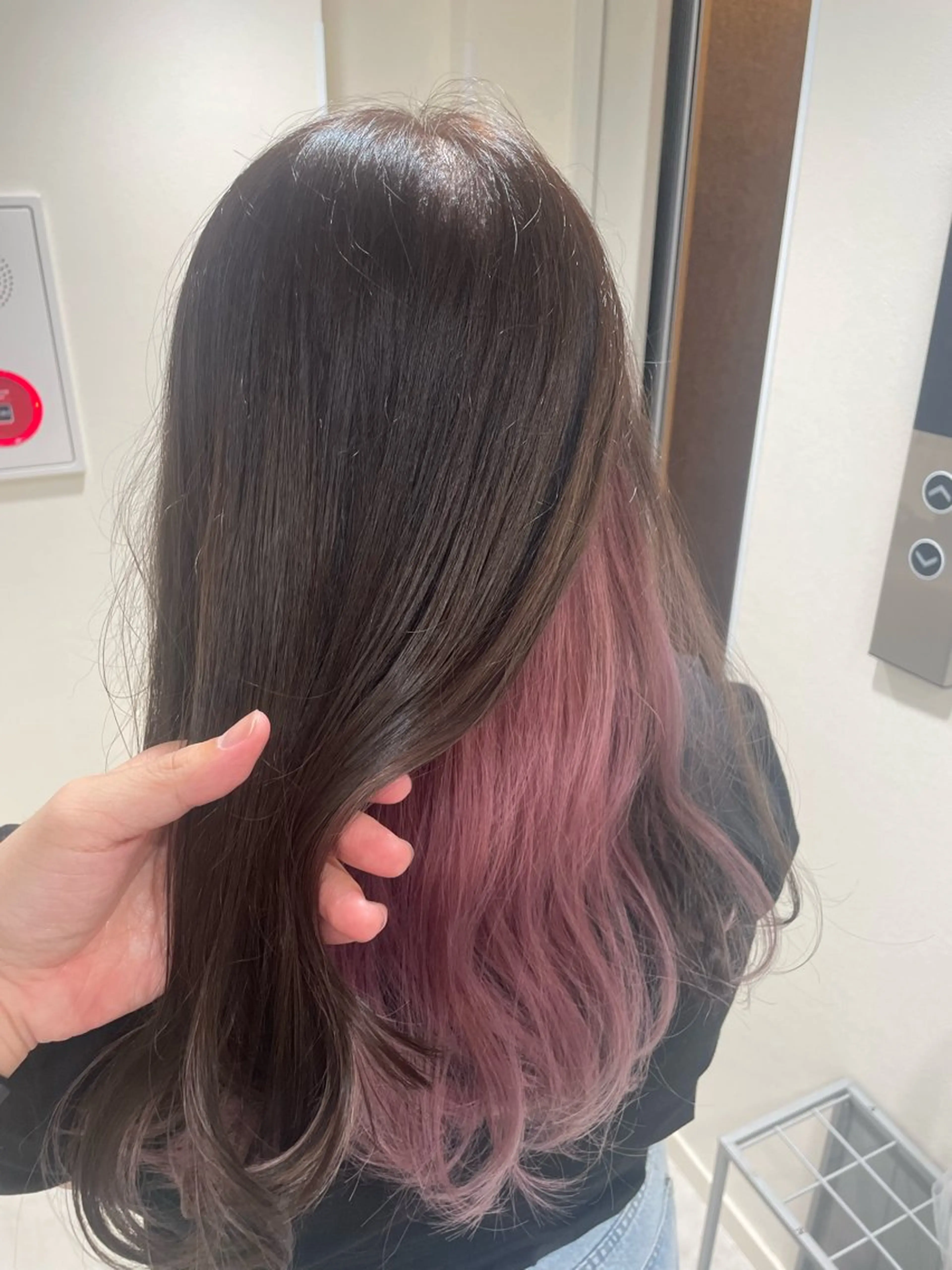 ロング カラー ヘアカラー NaVIユウジ 透明感カラーのヘアスタイル