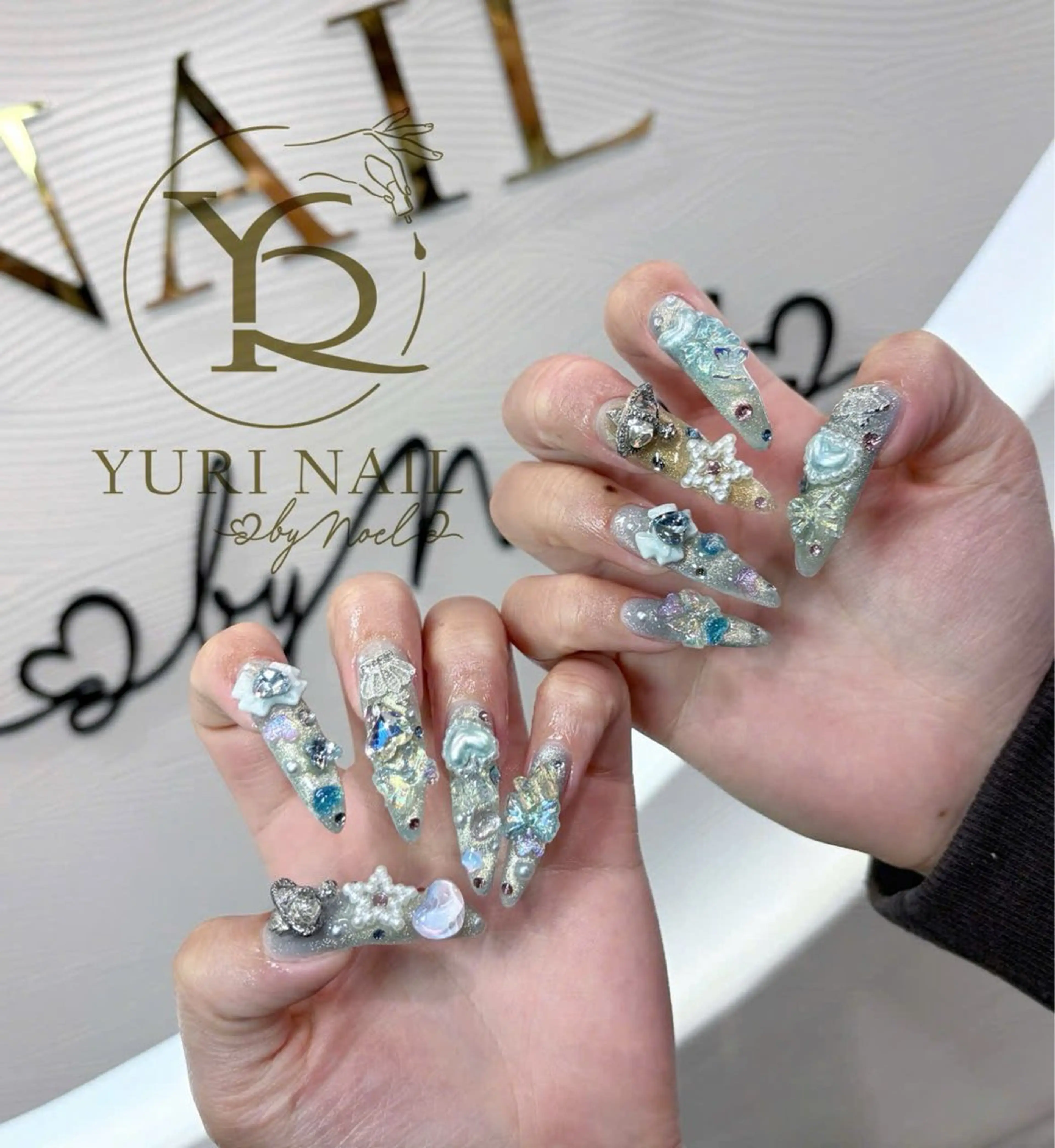 ネイル チークネイル フットネイル フレンチネイル グラデーション キラキラネイル ハンドネイル フットネイル ハンドケア YURI Nail Salon Funabashi所属・YURI Nail Funabashiのネイルデザイン