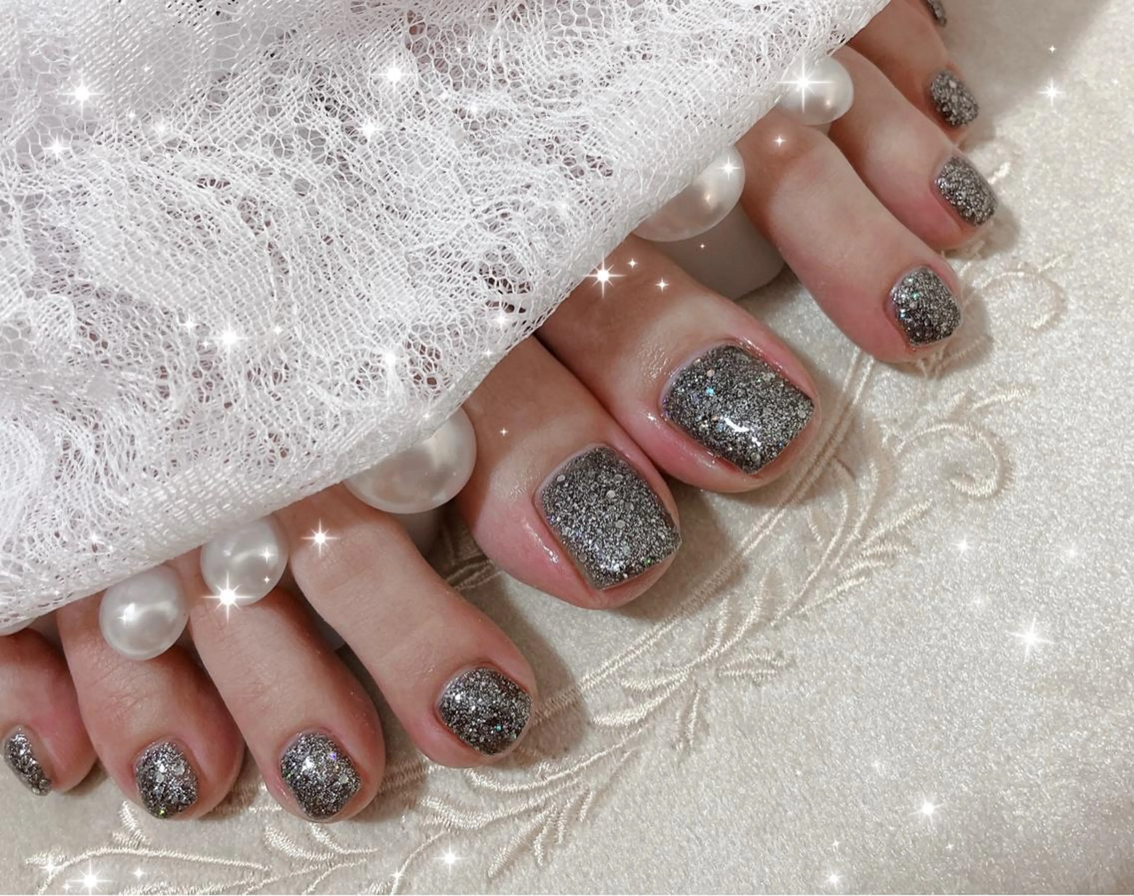 ネイル キラキラネイル フットネイル FLARE NAIL フレアネイルのネイルデザイン