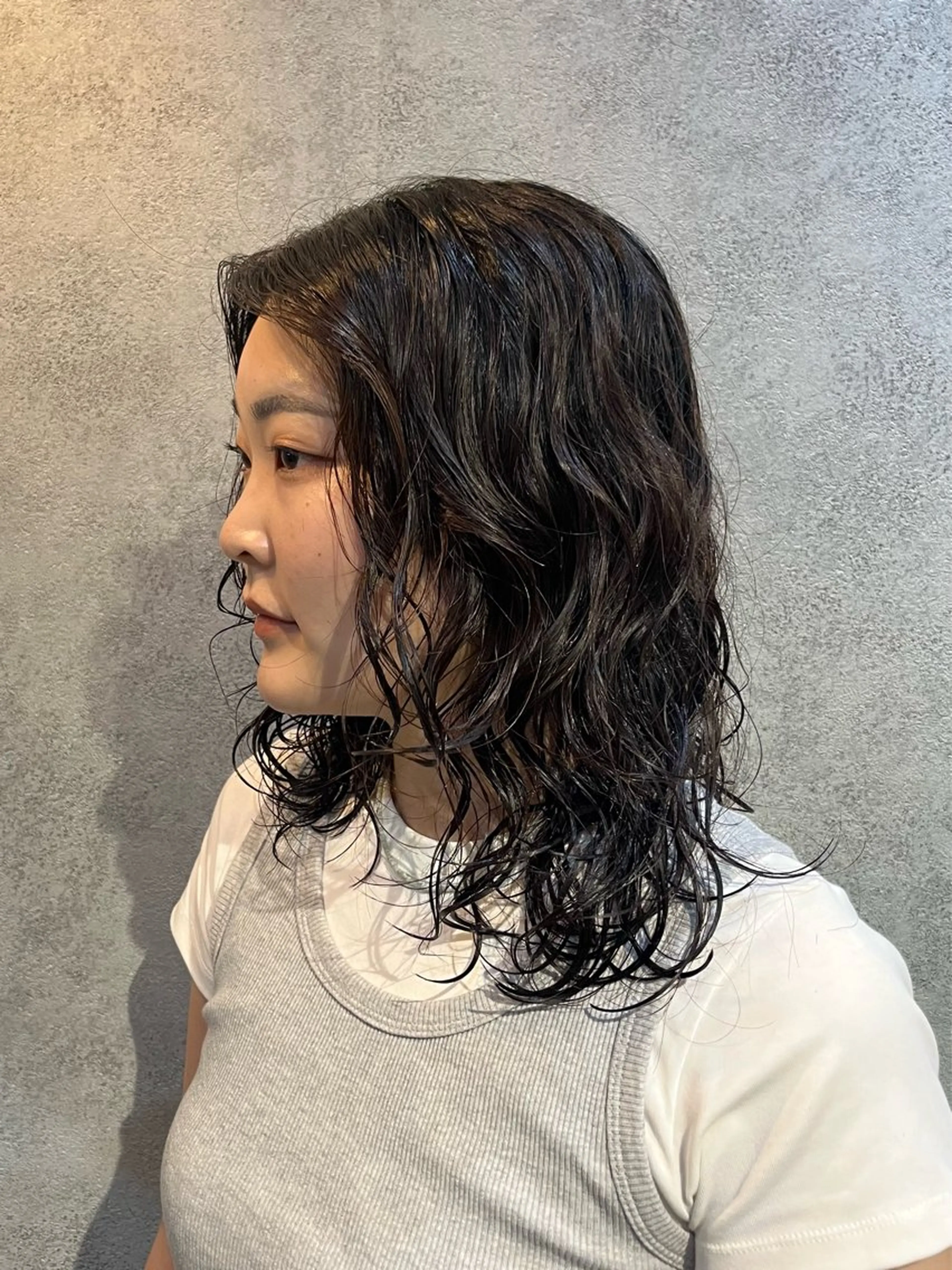 ミディアム パーマ 暖色カラー/パラッと Bob/モエのヘアスタイル