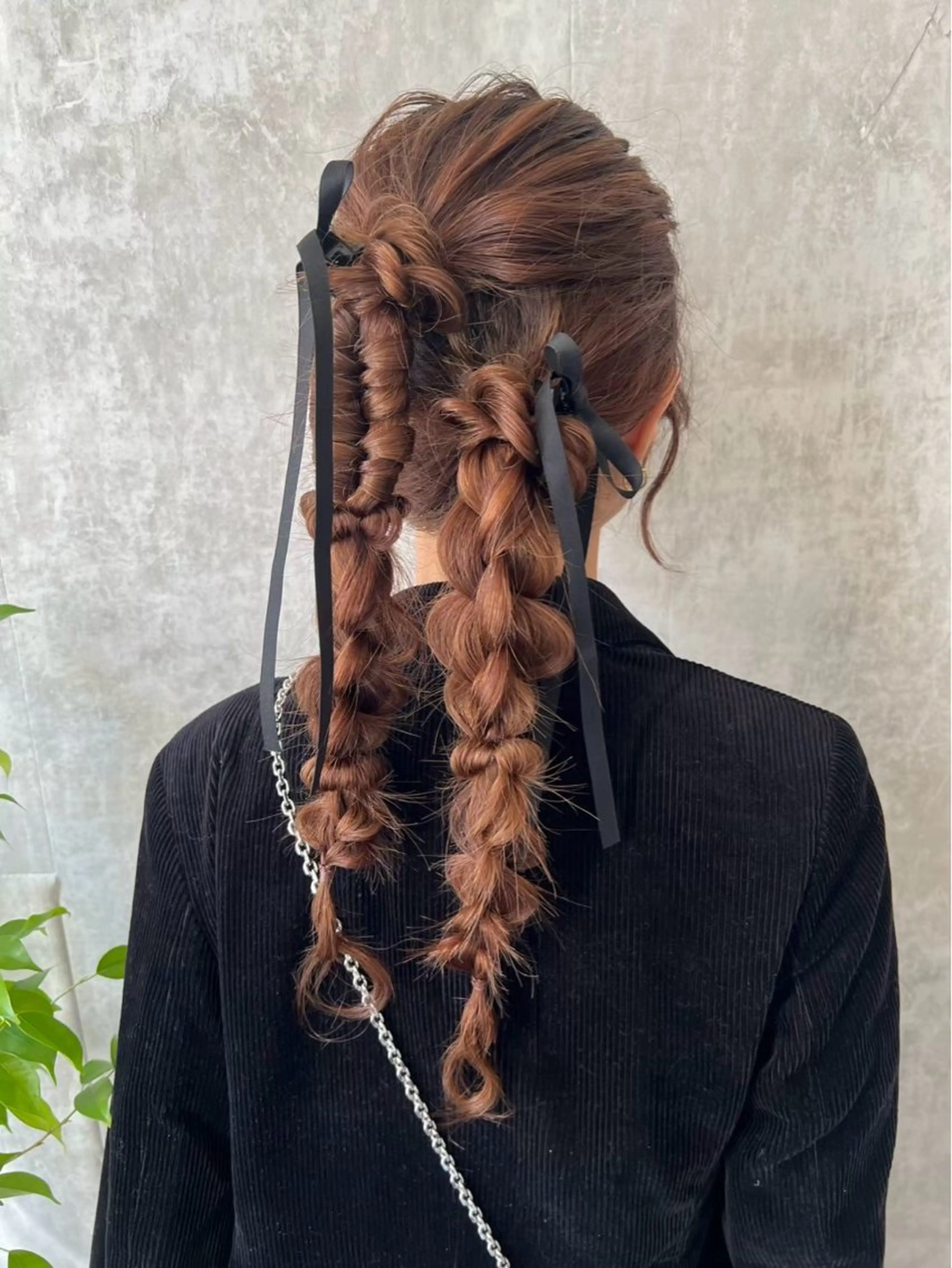 ヘアアレンジ 成人式 結婚式・ブライダル 卒業式のヘアスタイル 🎀カラー ✨横浜／トレンドのヘアスタイル