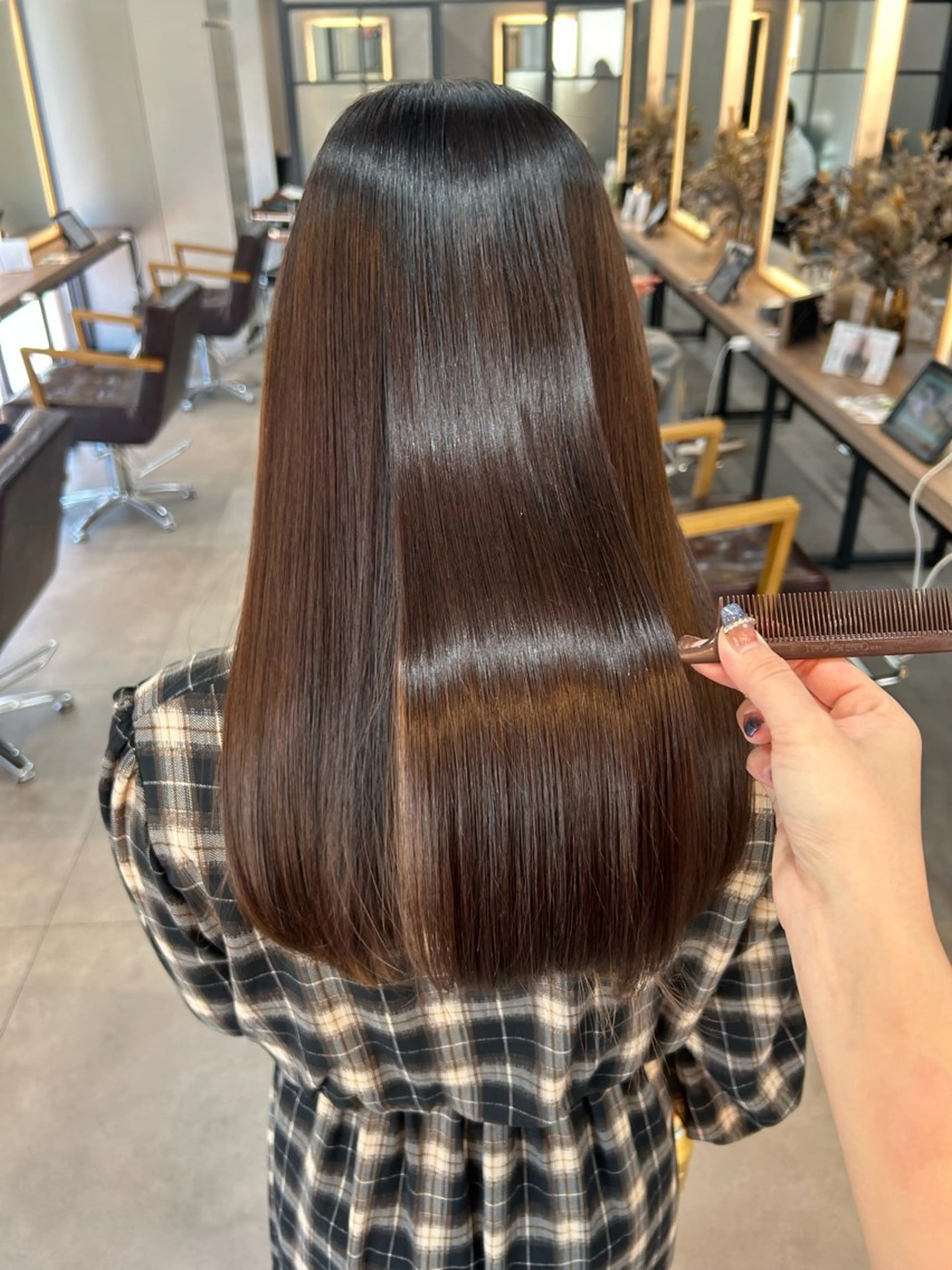 ロング 髪質改善 トリートメント 酸熱トリートメント カット トリートメント ハイトーン透明感/レ イヤー/ririkaのヘアスタイル