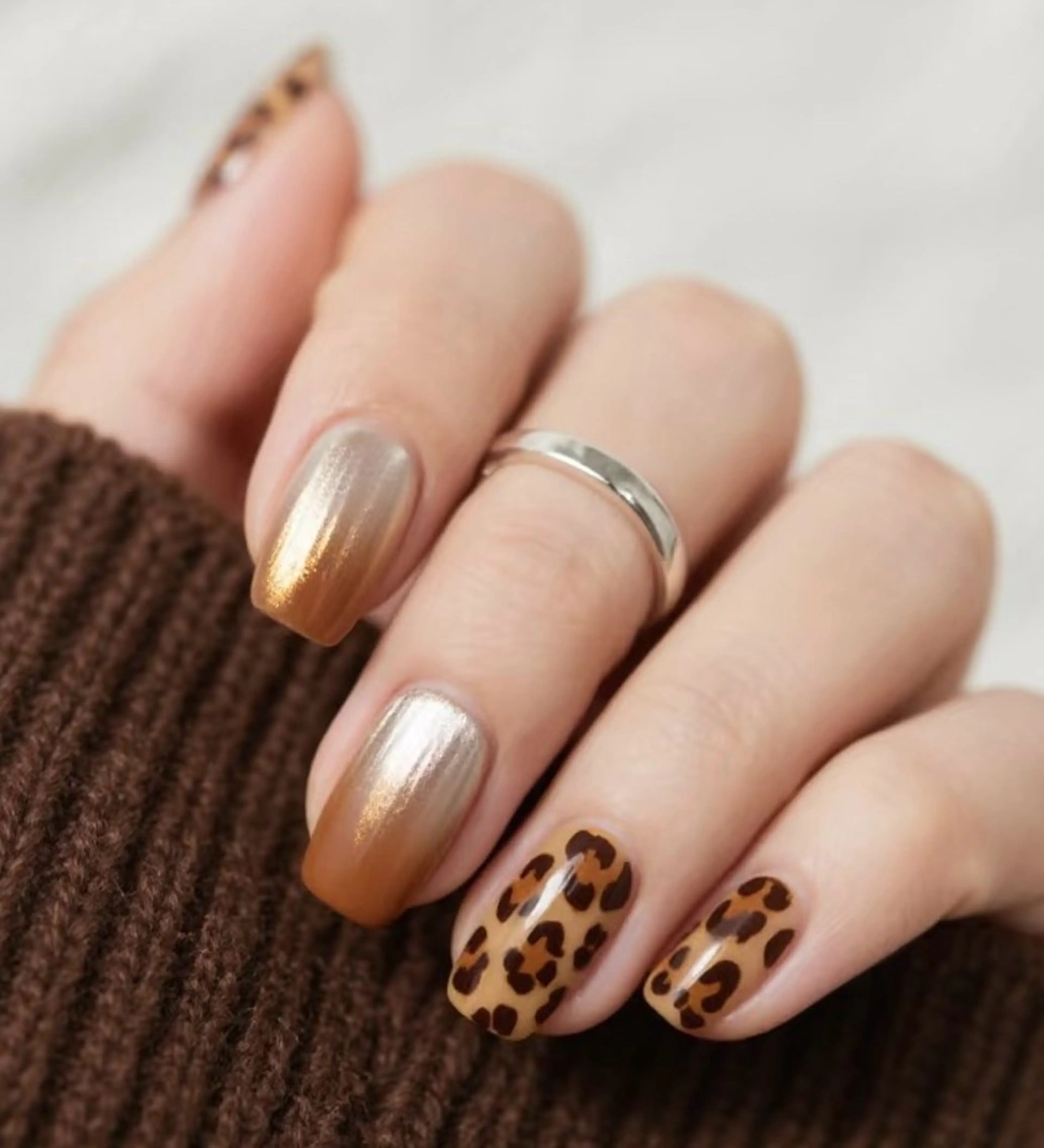 ネイル 高木 維麗絲のネイルデザイン