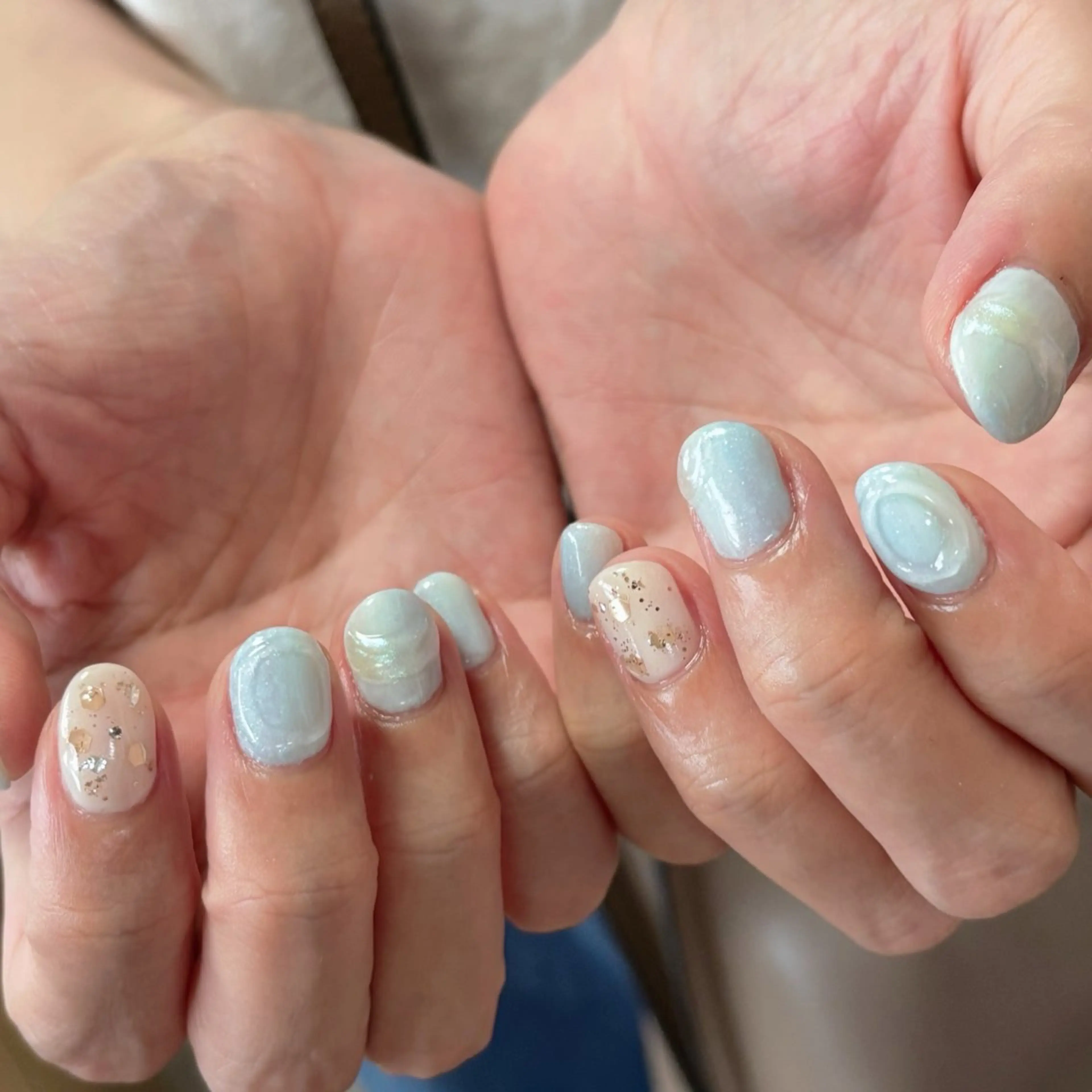 ネイル ジェルネイル キラキラネイル 水色 マグネットネイル ニュアンスネイル ハンドネイル tamu nail 　金町のネイルデザイン