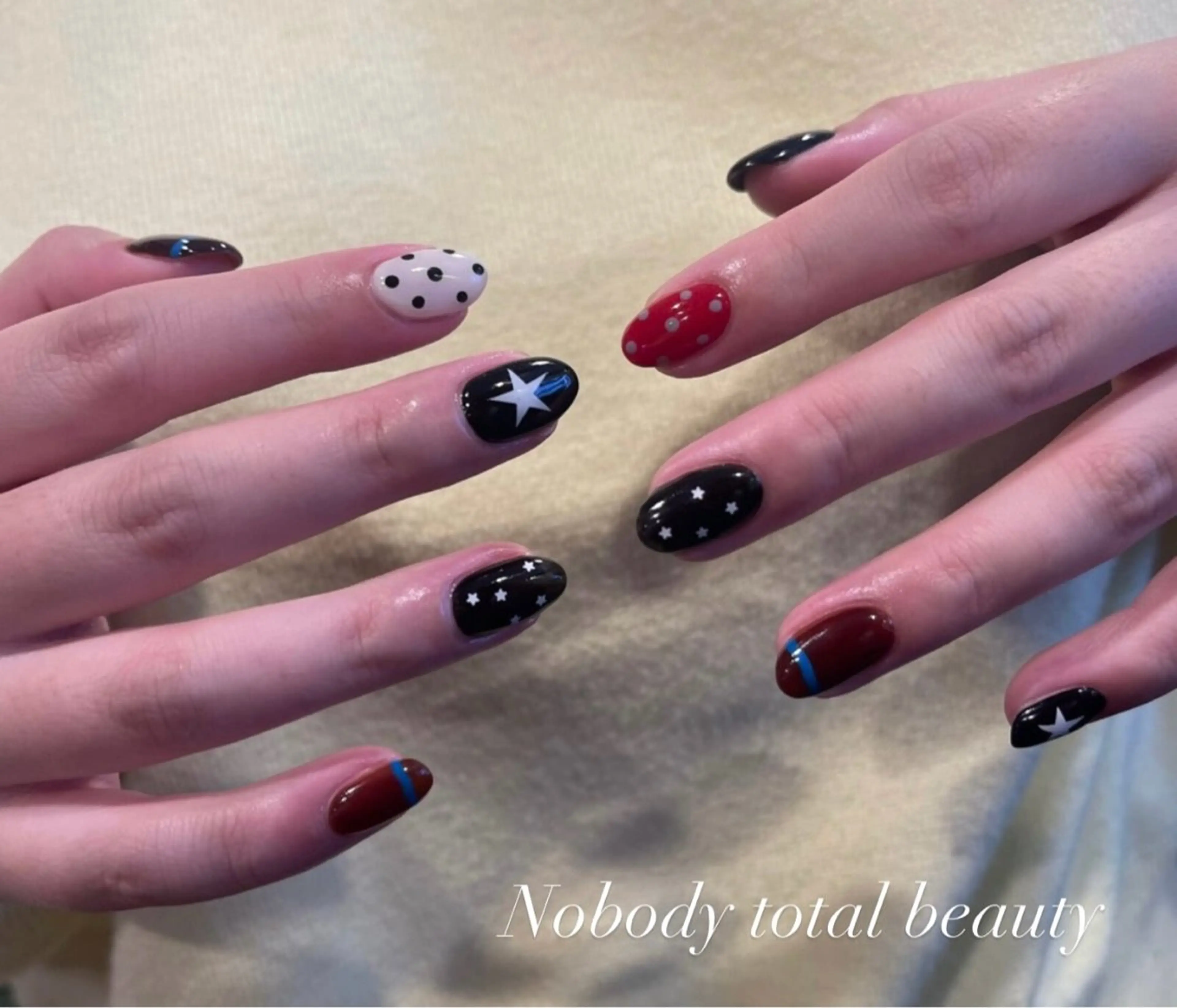 ネイル ハンドネイル Nobody_ Linのネイルデザイン