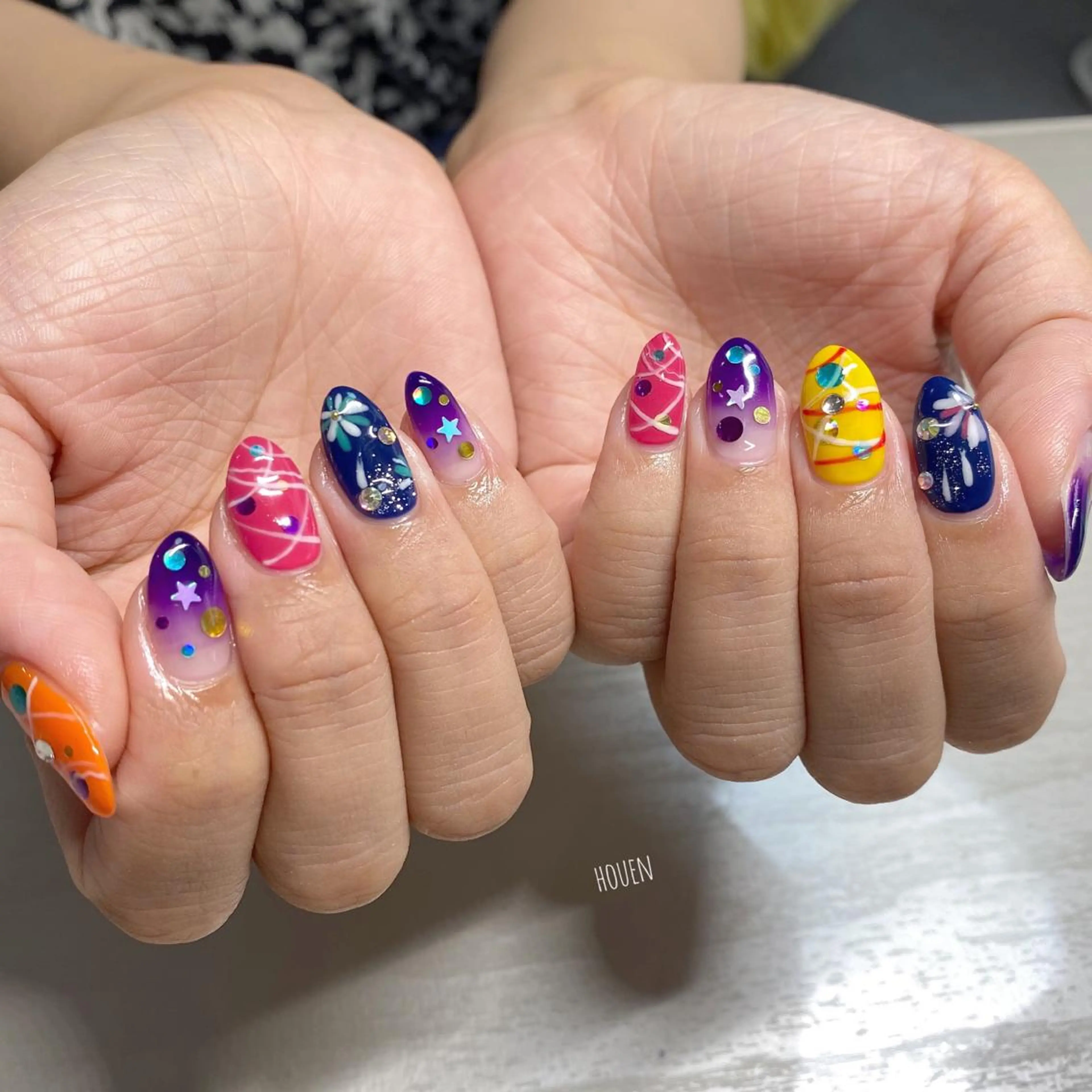 ネイル 持ち込み I pinknail 韓国風·持ち込み専門のネイルデザイン